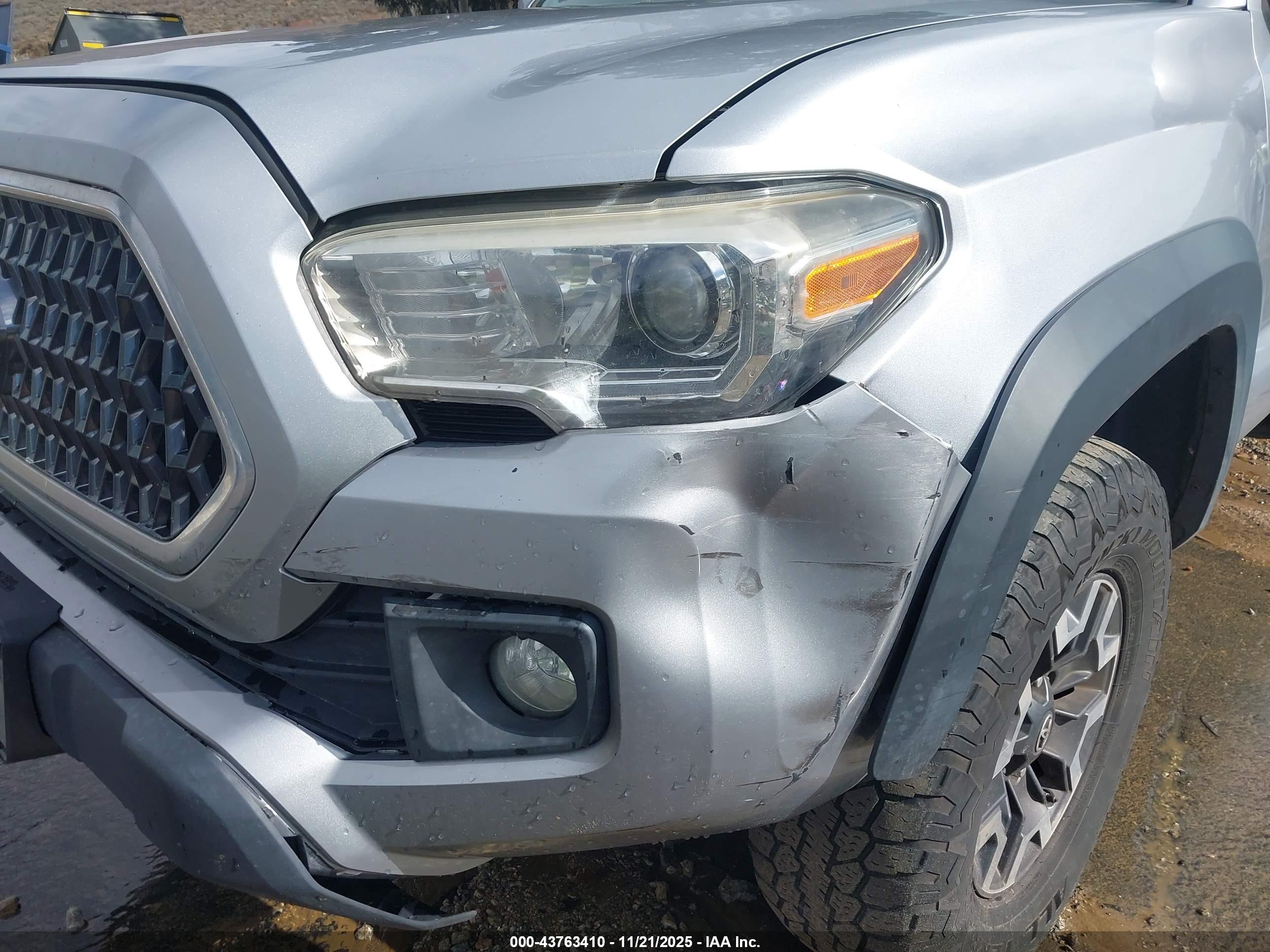 TOYOTA TACOMA image 6