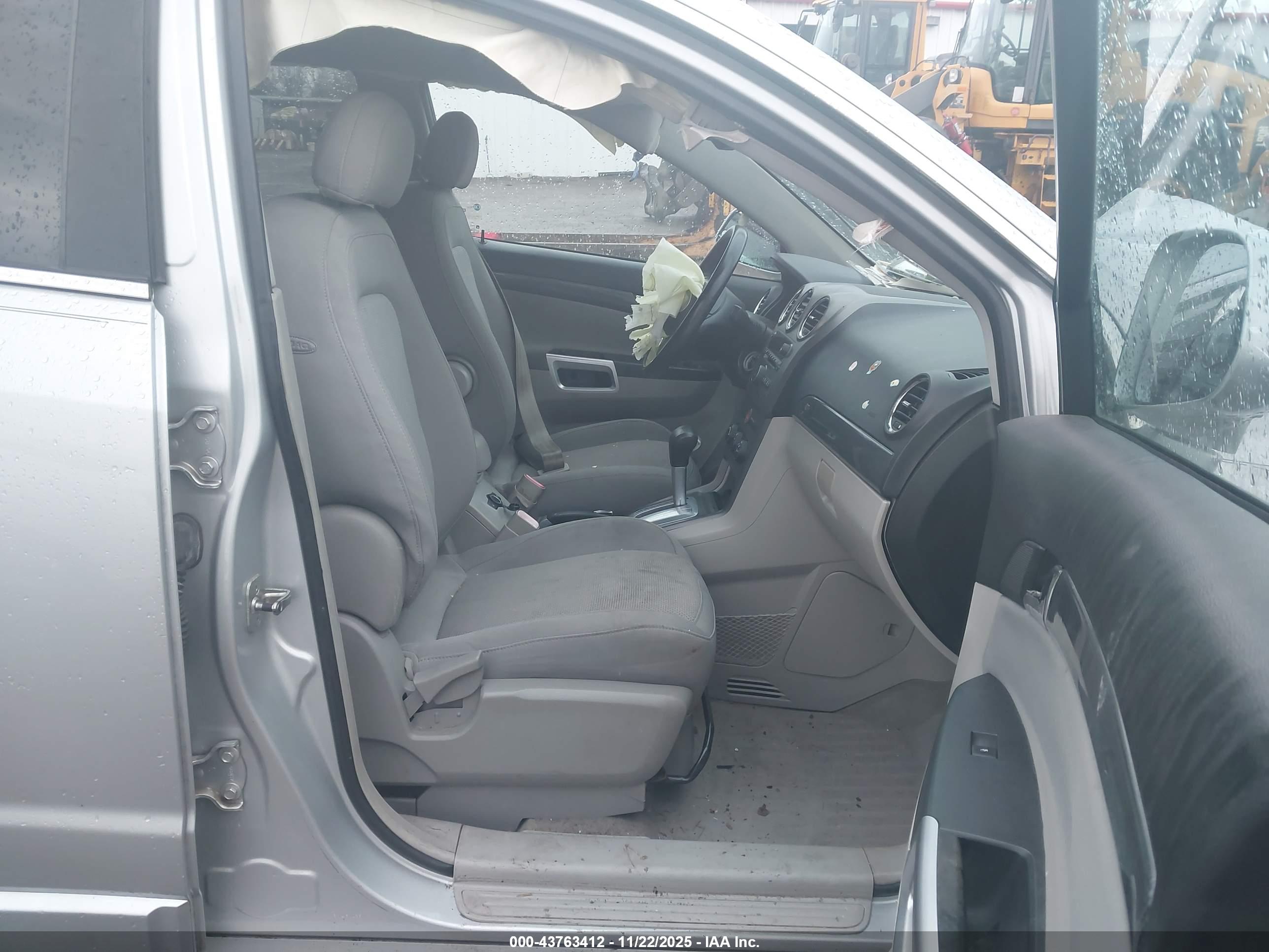 SATURN VUE image 5