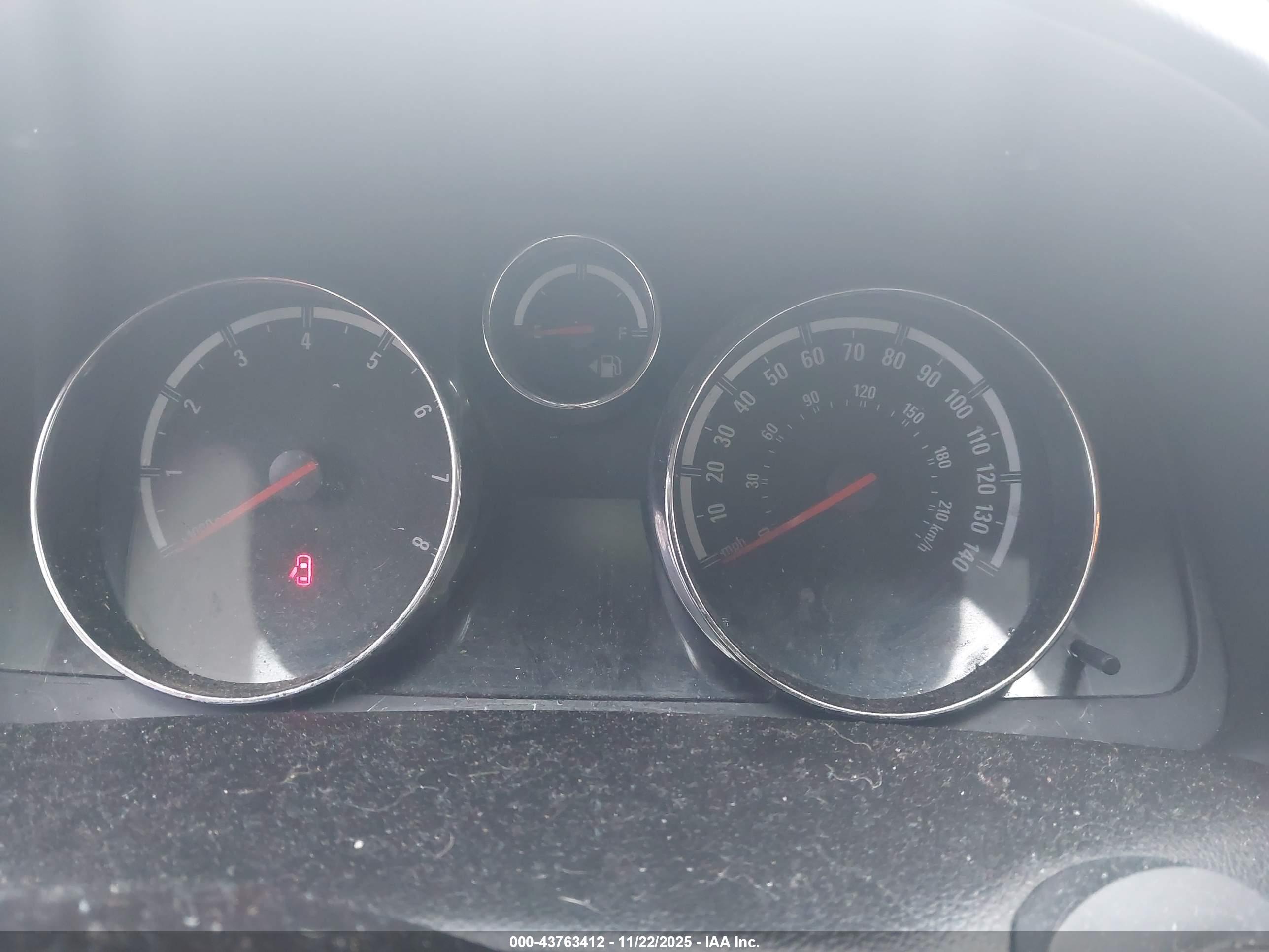 SATURN VUE image 7
