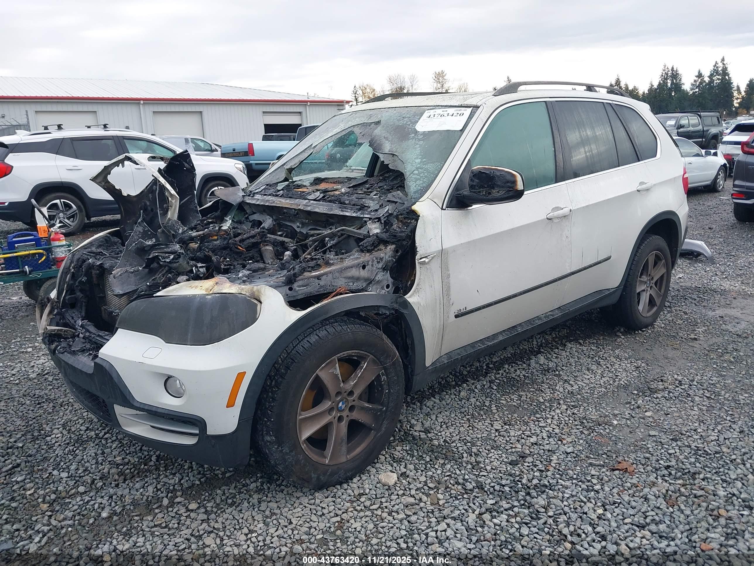 BMW X5 image 2