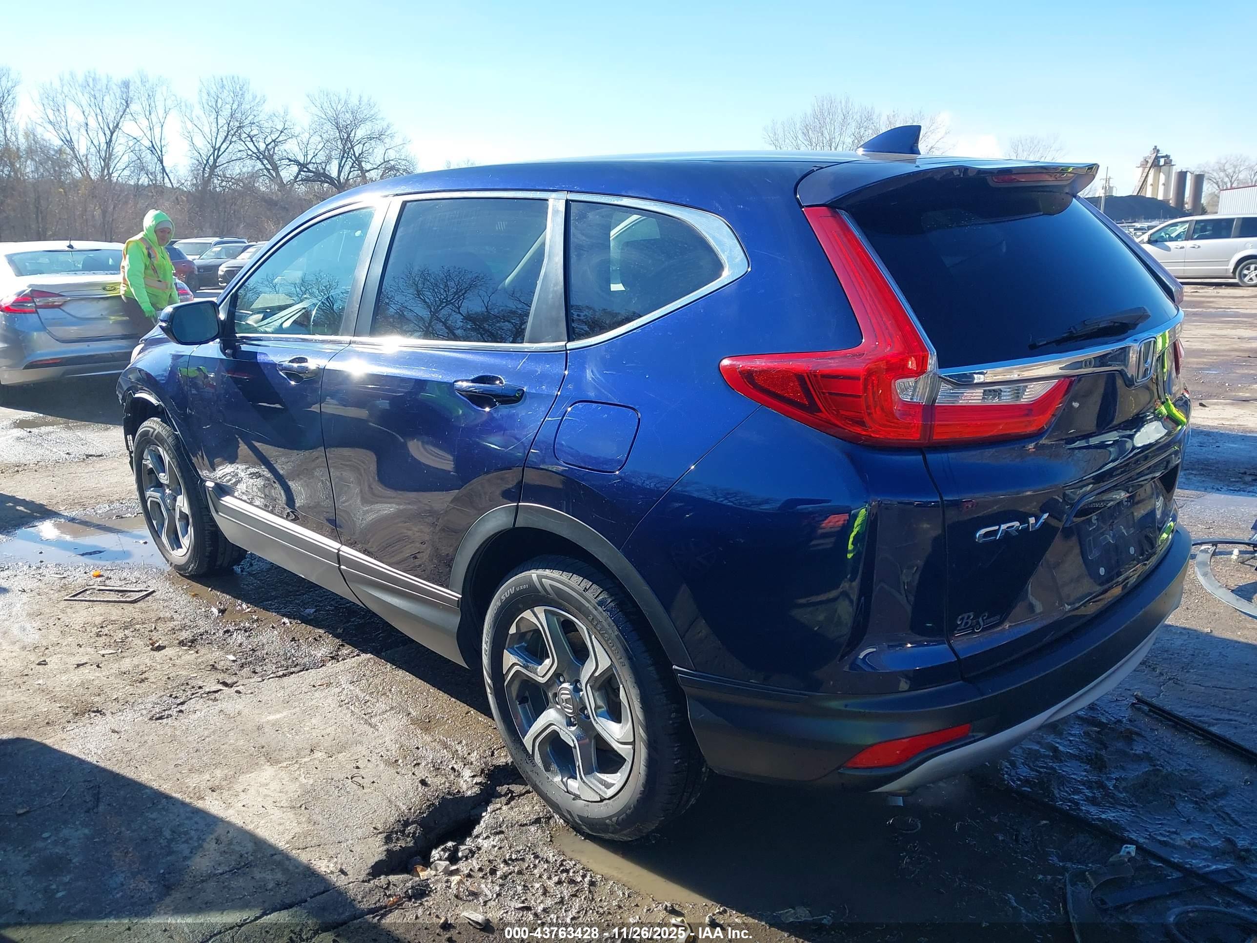 HONDA CR-V image 3