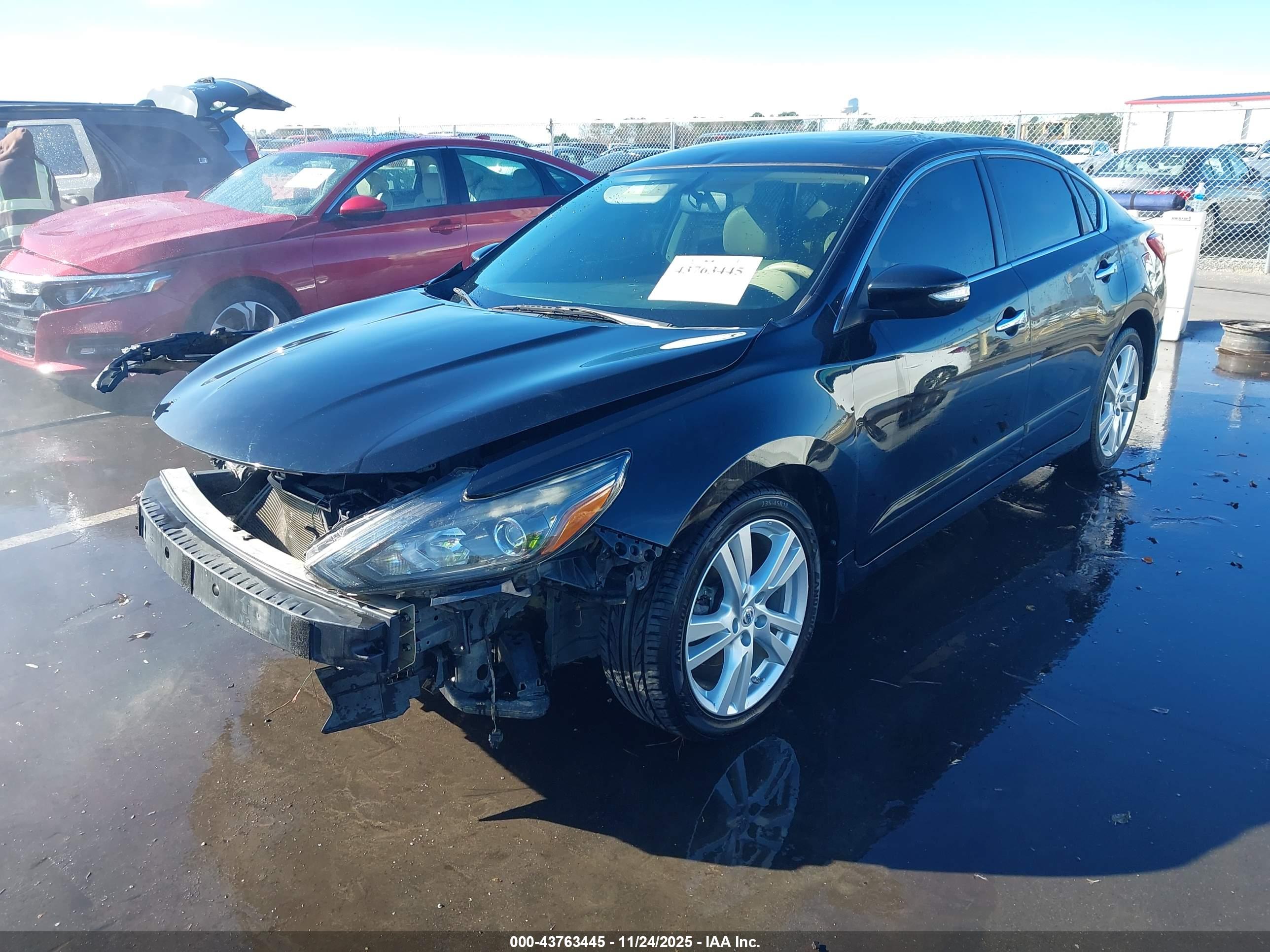 NISSAN ALTIMA image 2