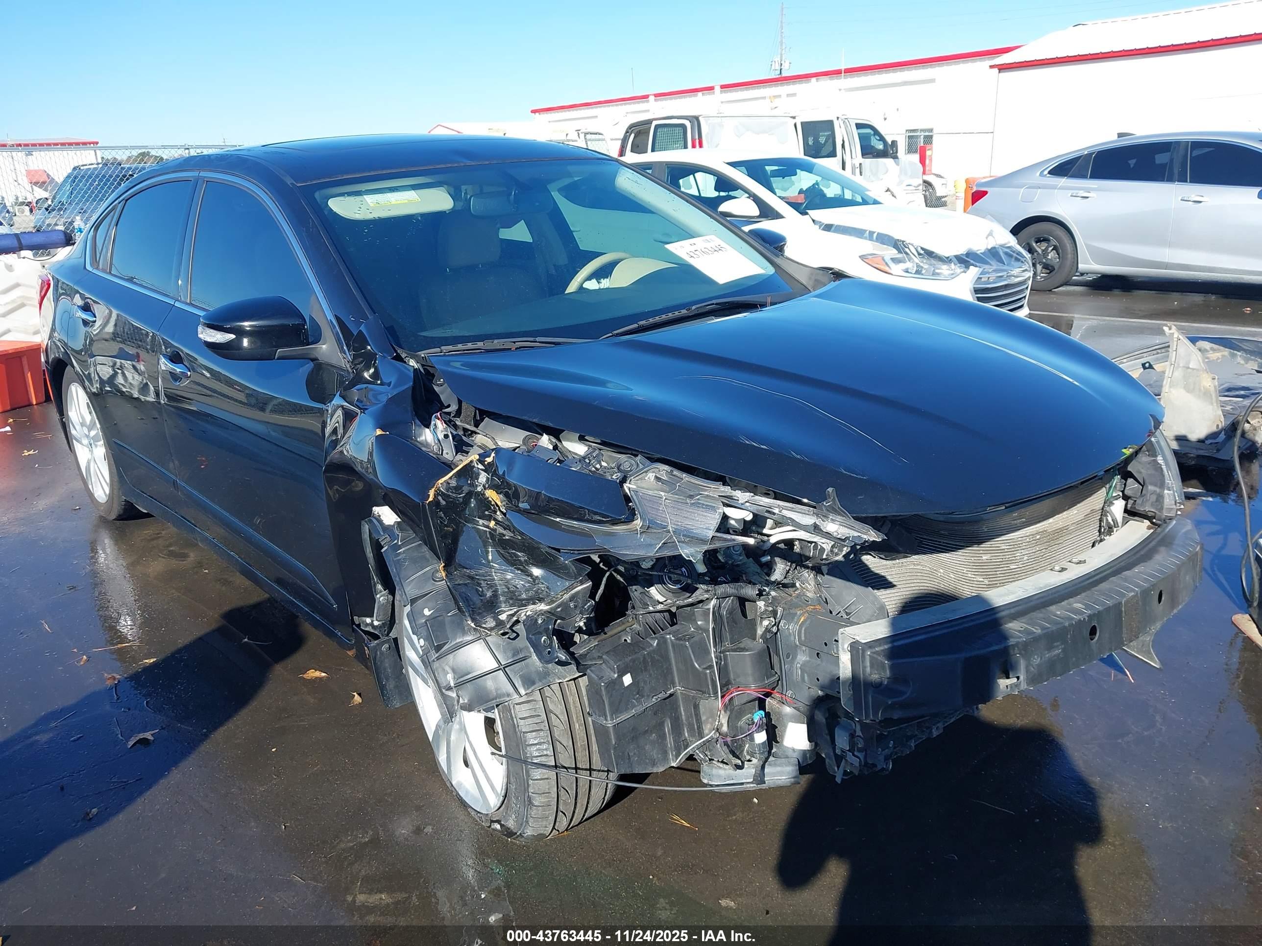 NISSAN ALTIMA image 6