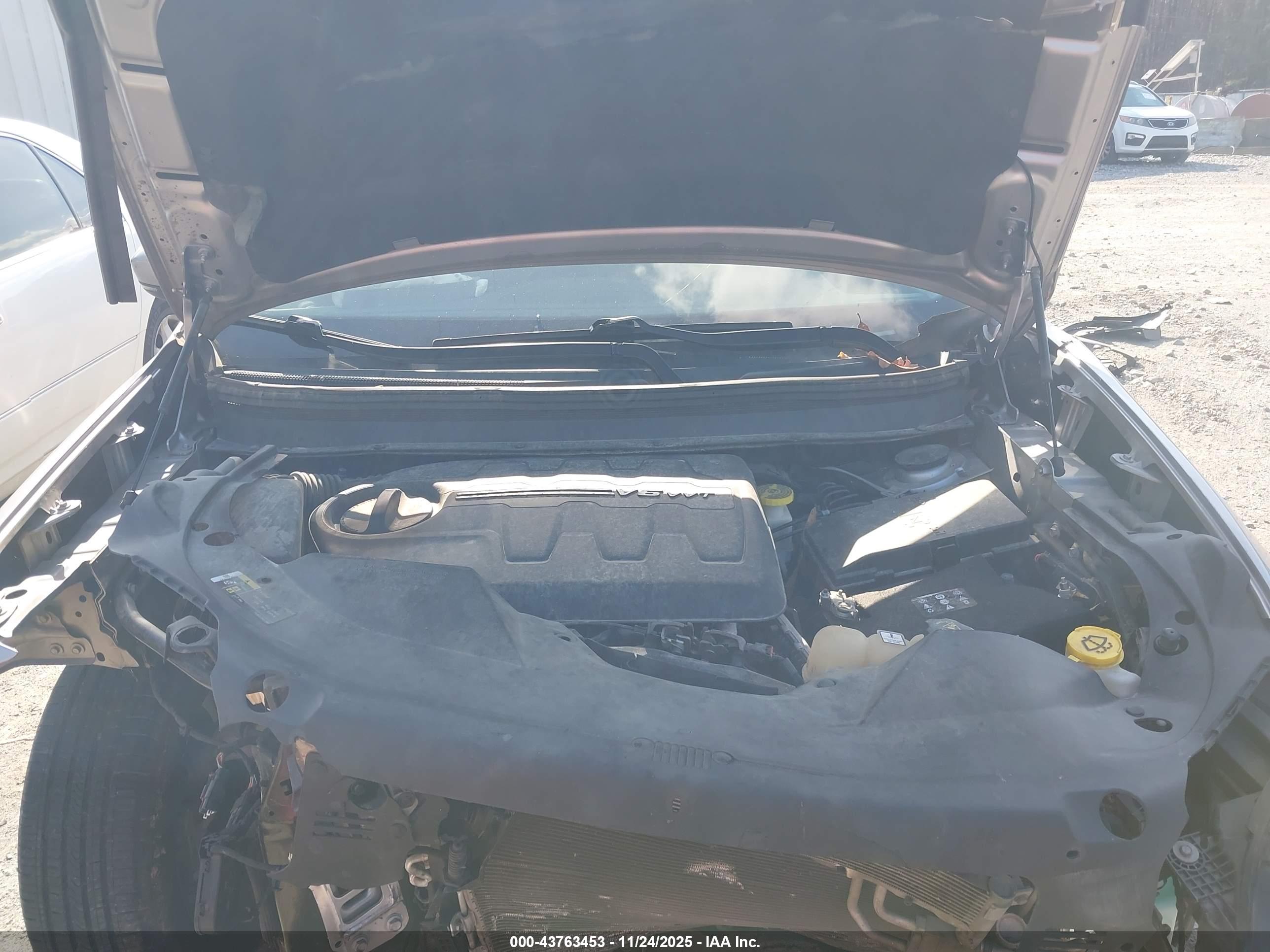 JEEP CHEROKEE image 10