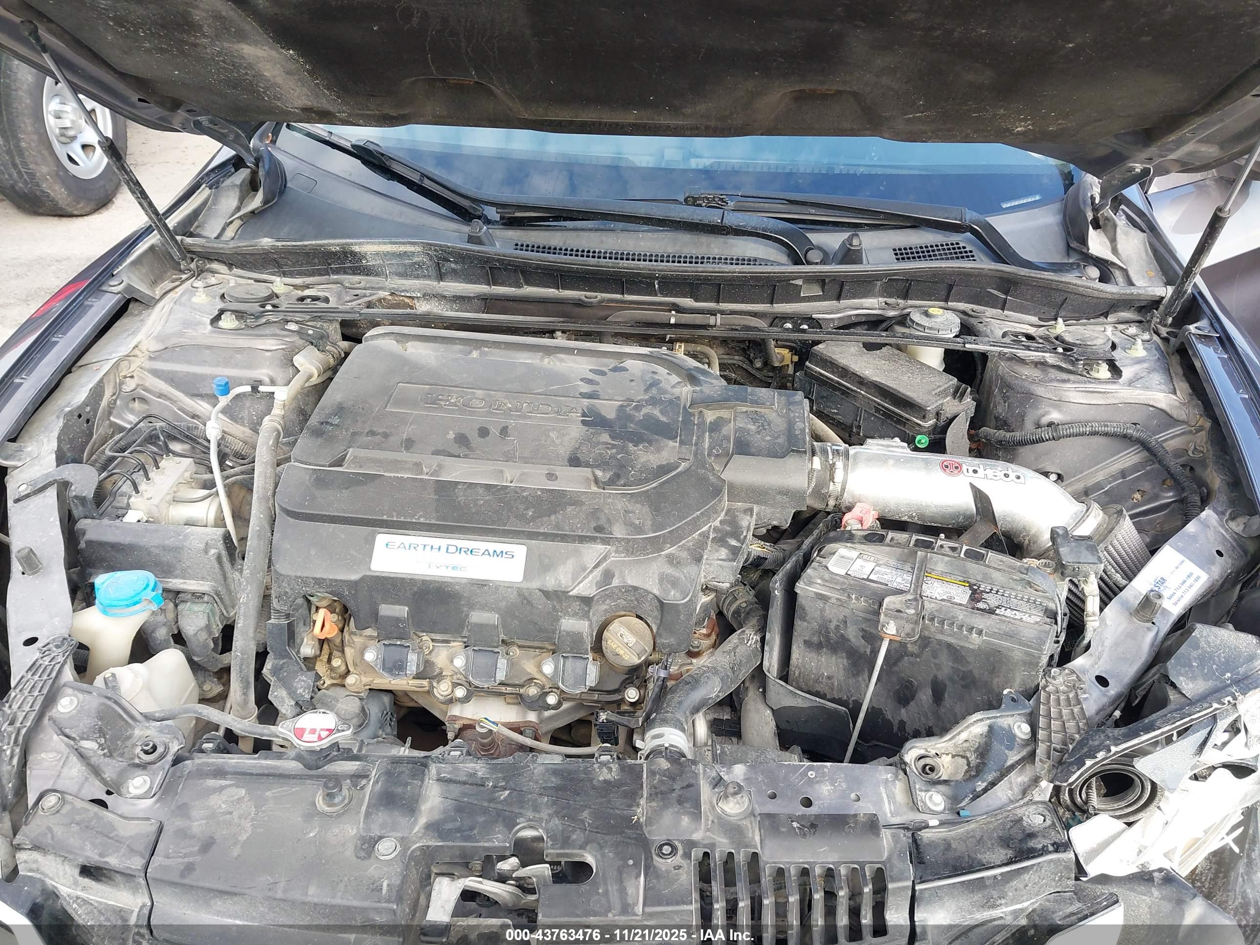 HONDA ACCORD image 10