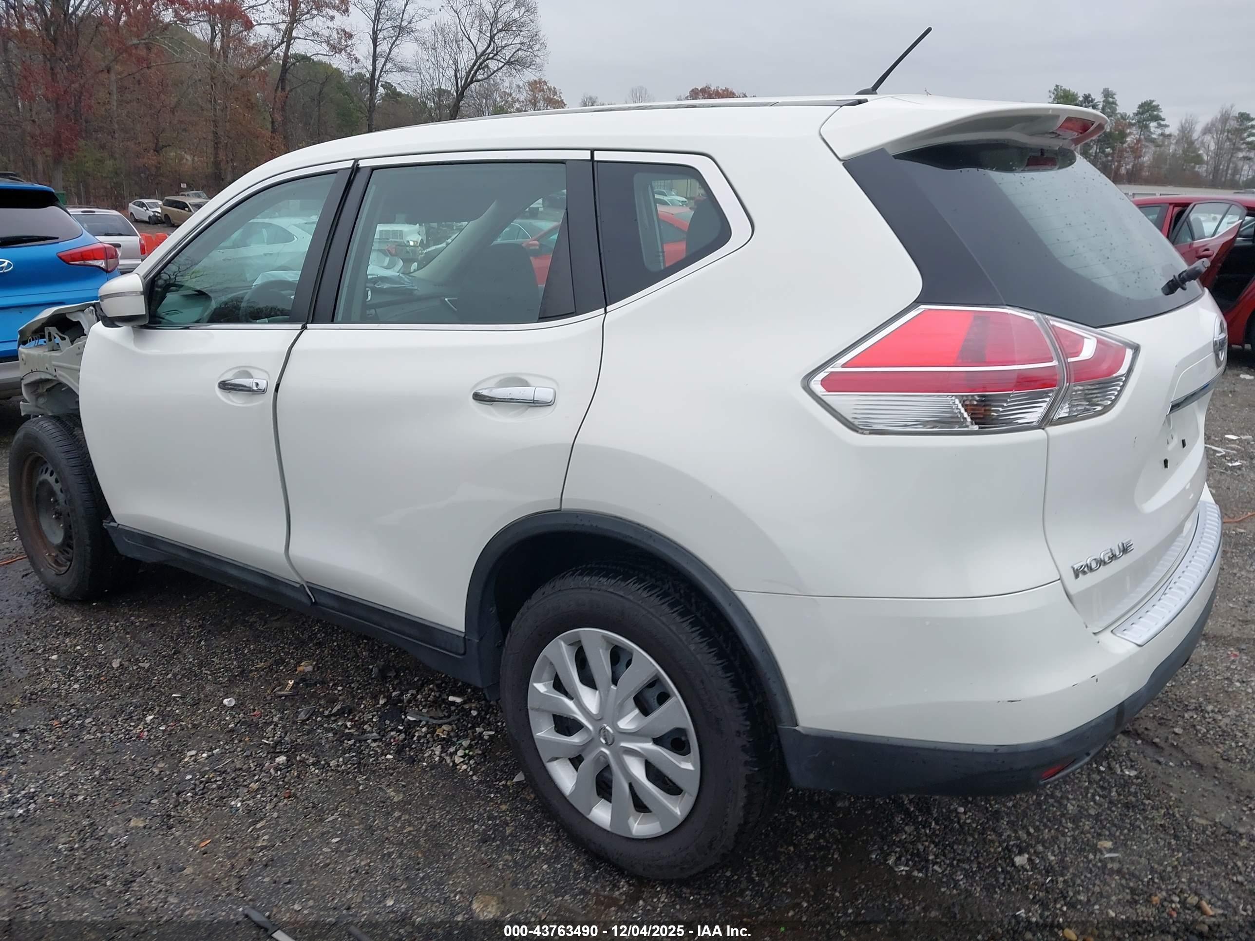 NISSAN ROGUE image 3