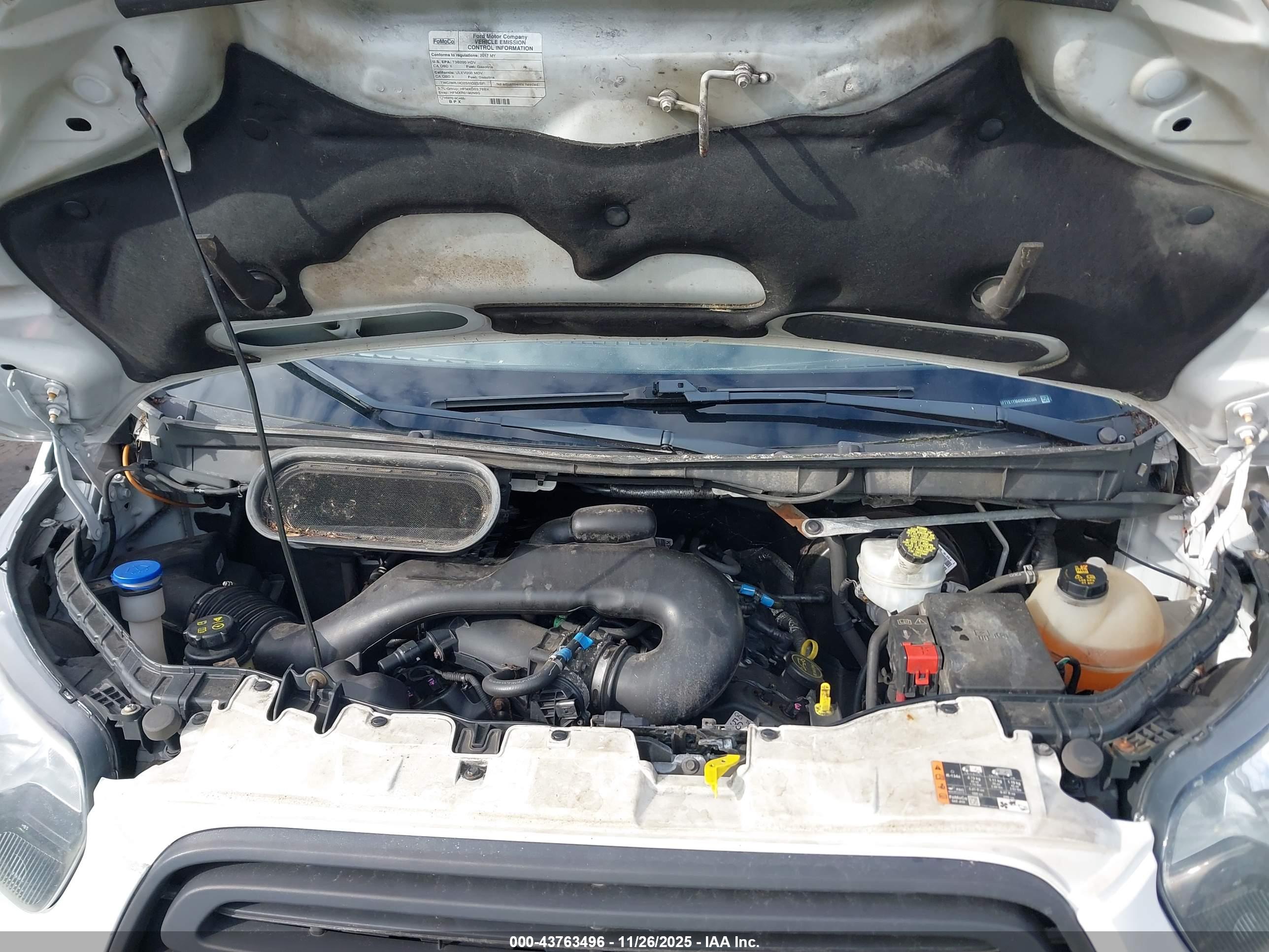 FORD TRANSIT-150 image 10