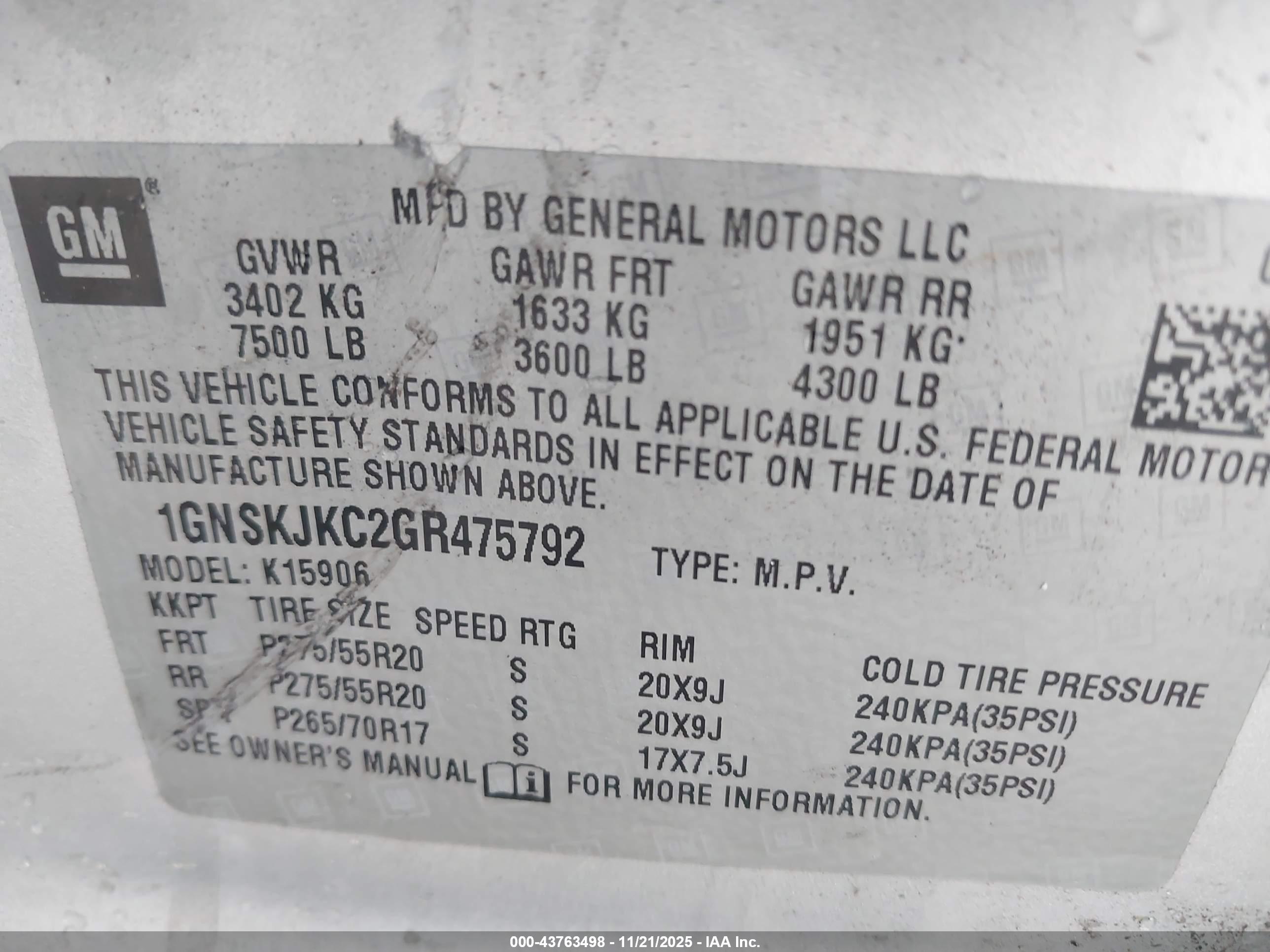 CHEVROLET SUBURBAN image 9