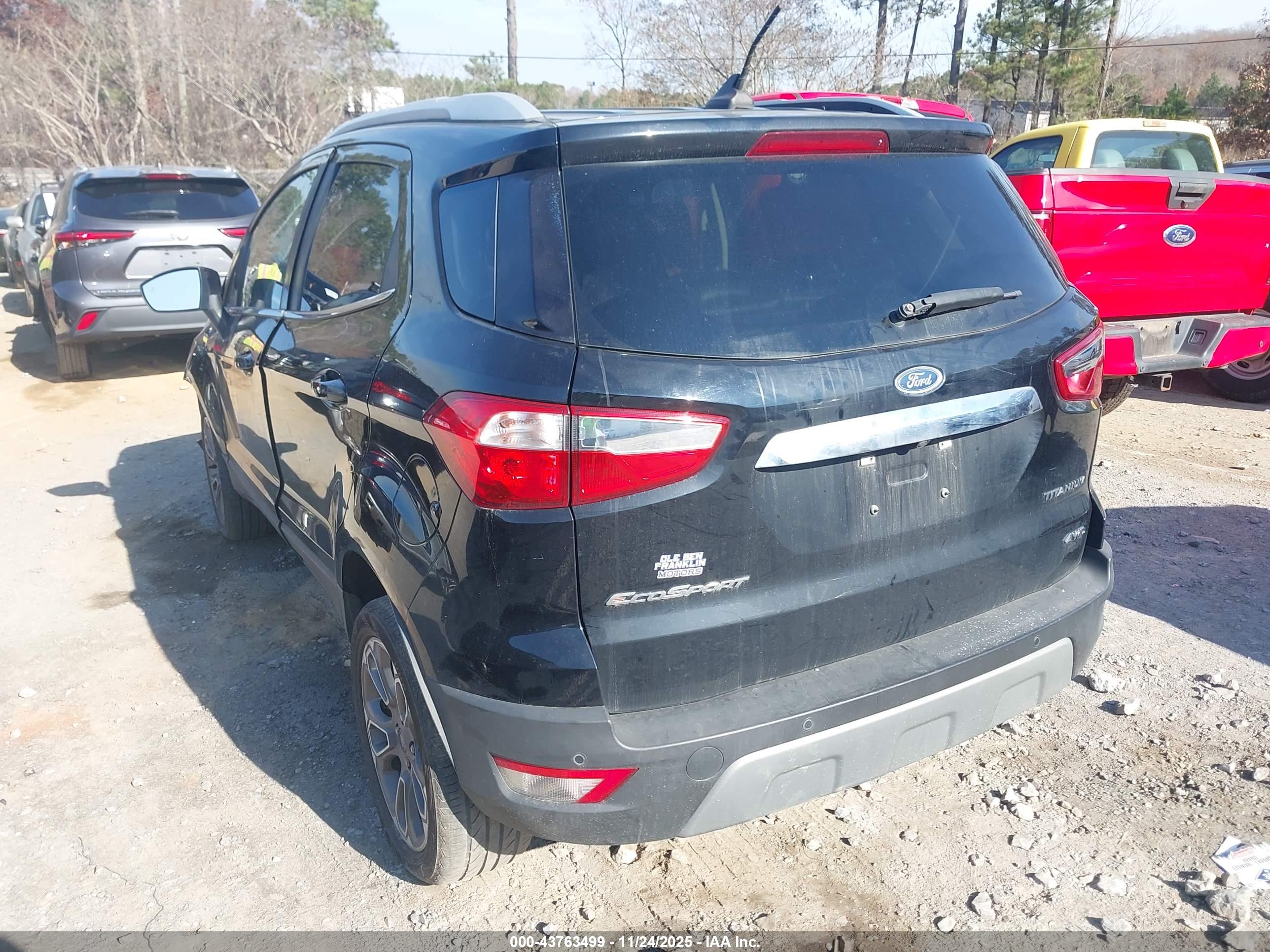 FORD ECOSPORT image 3