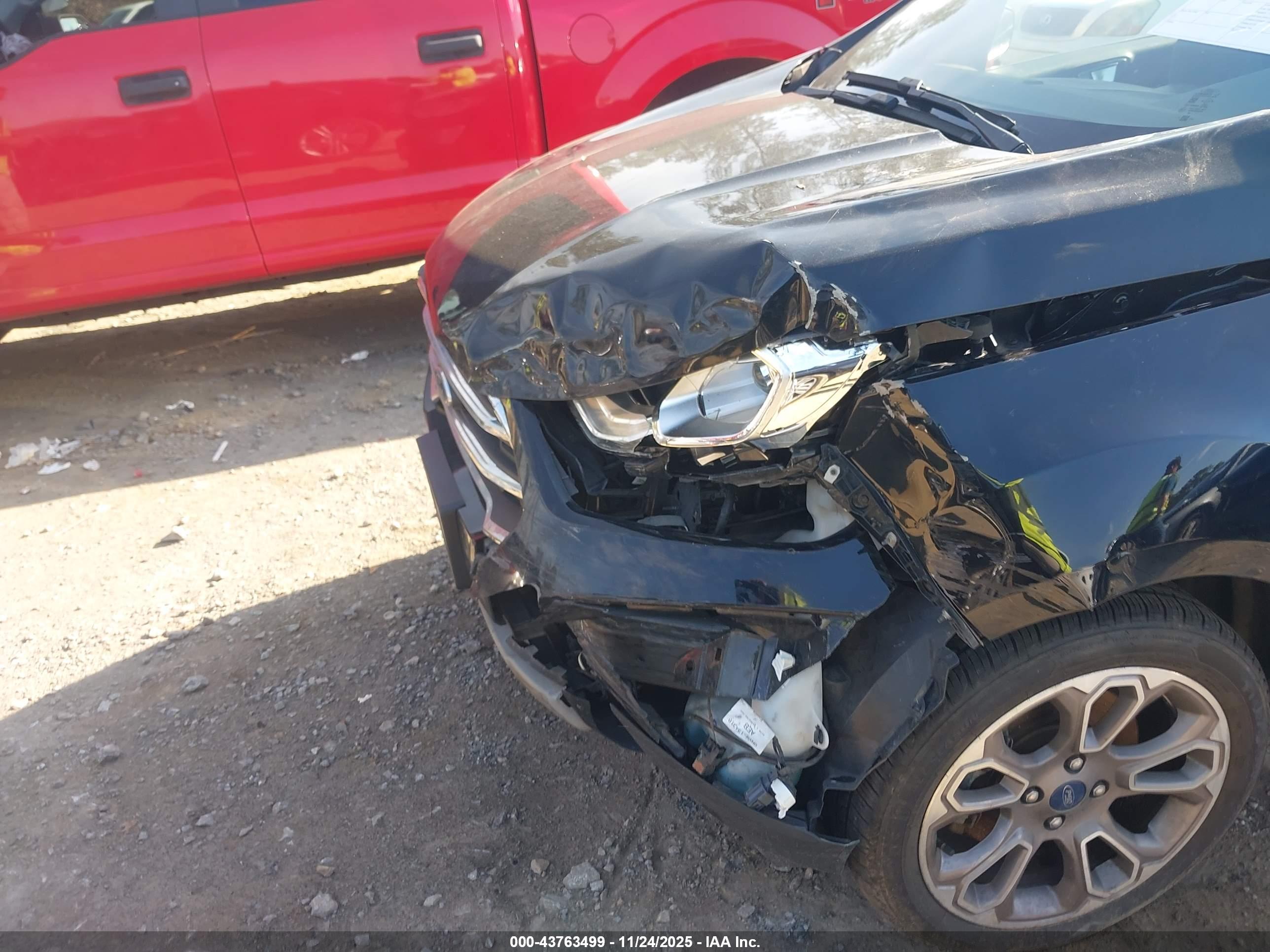 FORD ECOSPORT image 6