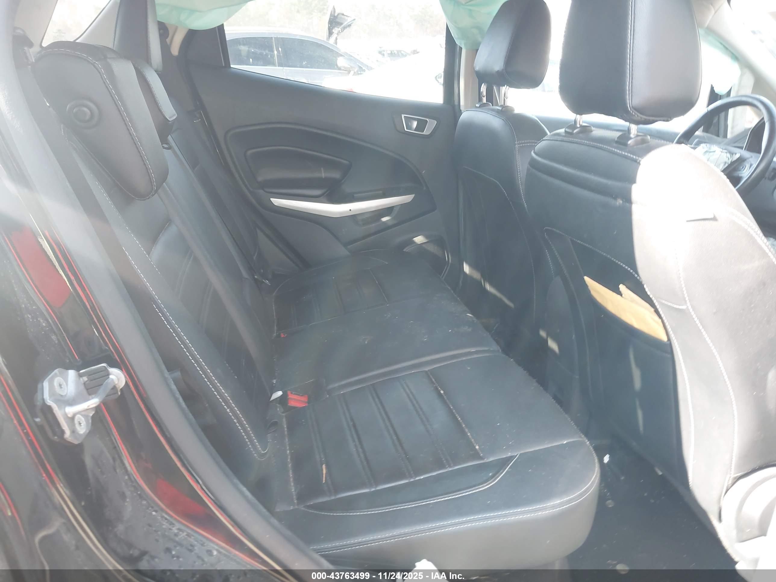 FORD ECOSPORT image 8
