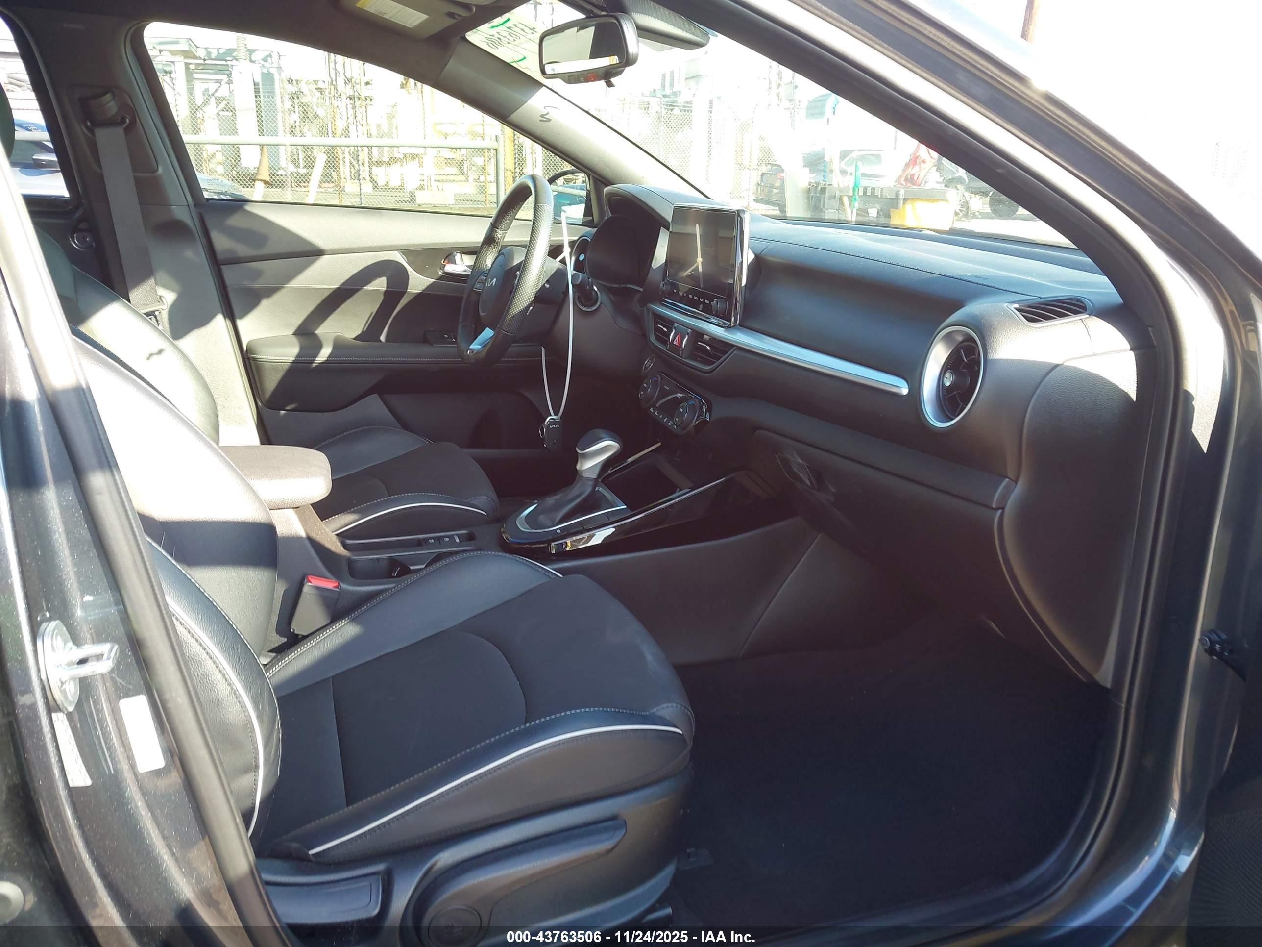KIA FORTE image 5