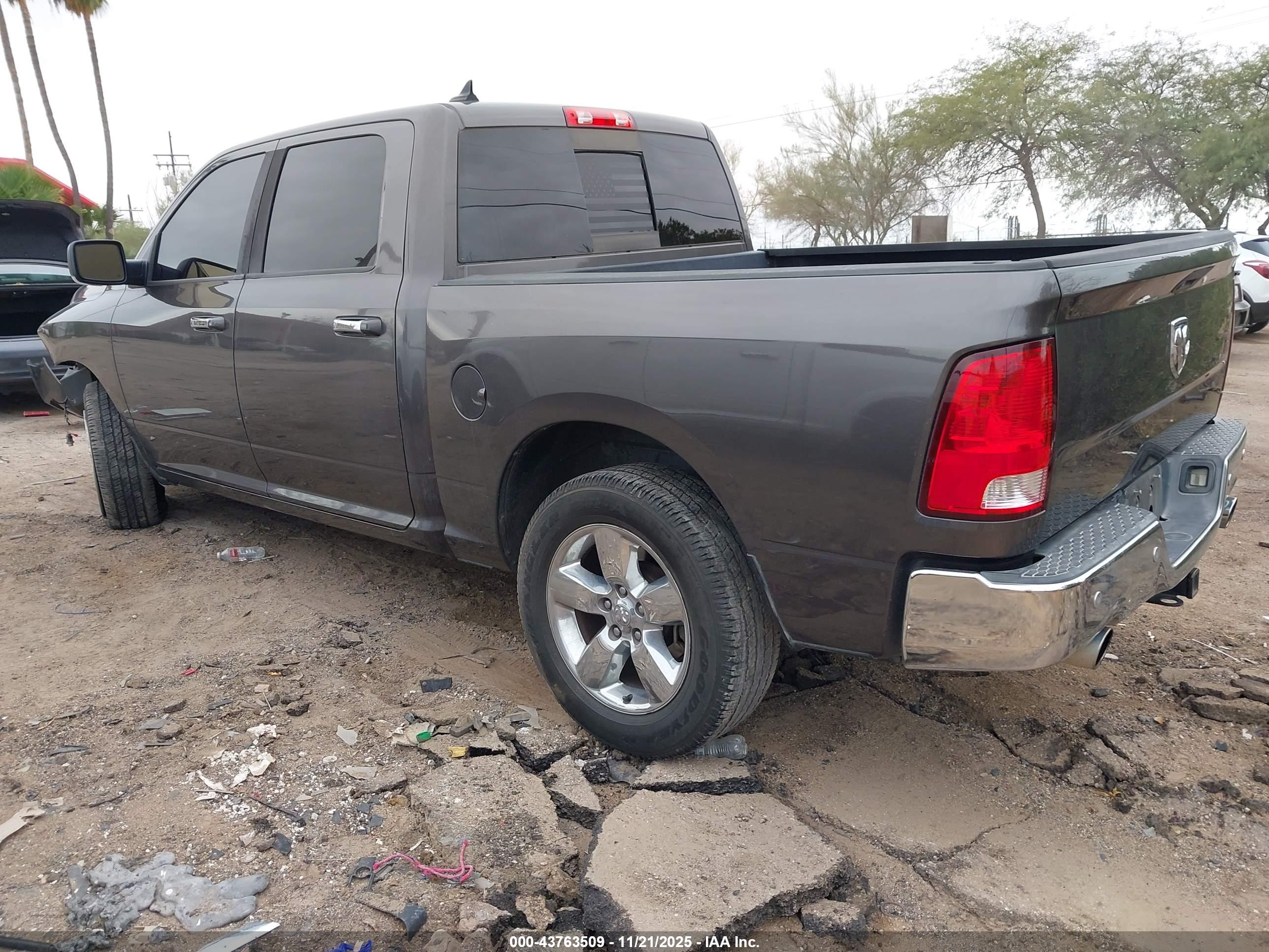 RAM 1500 image 3