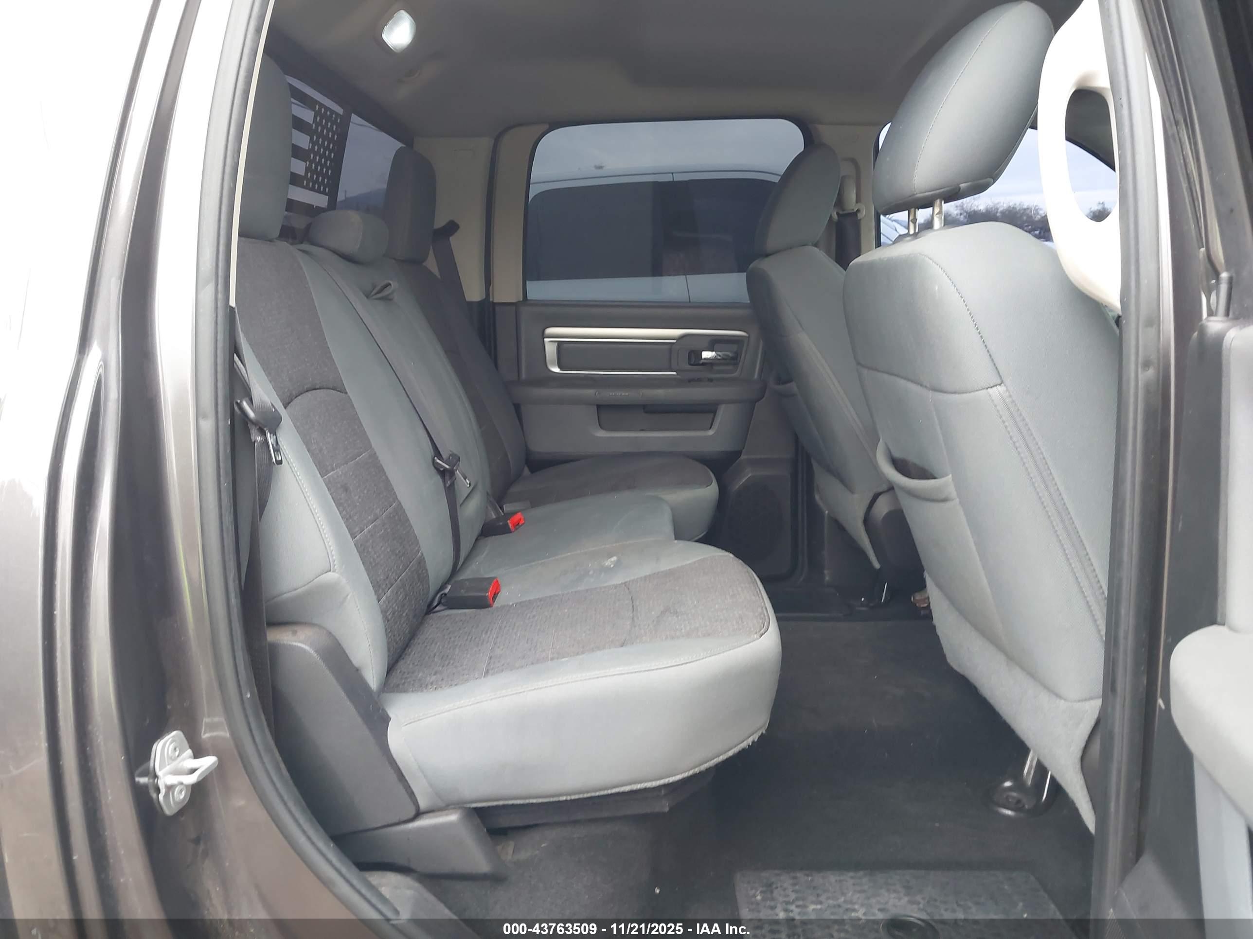 RAM 1500 image 8