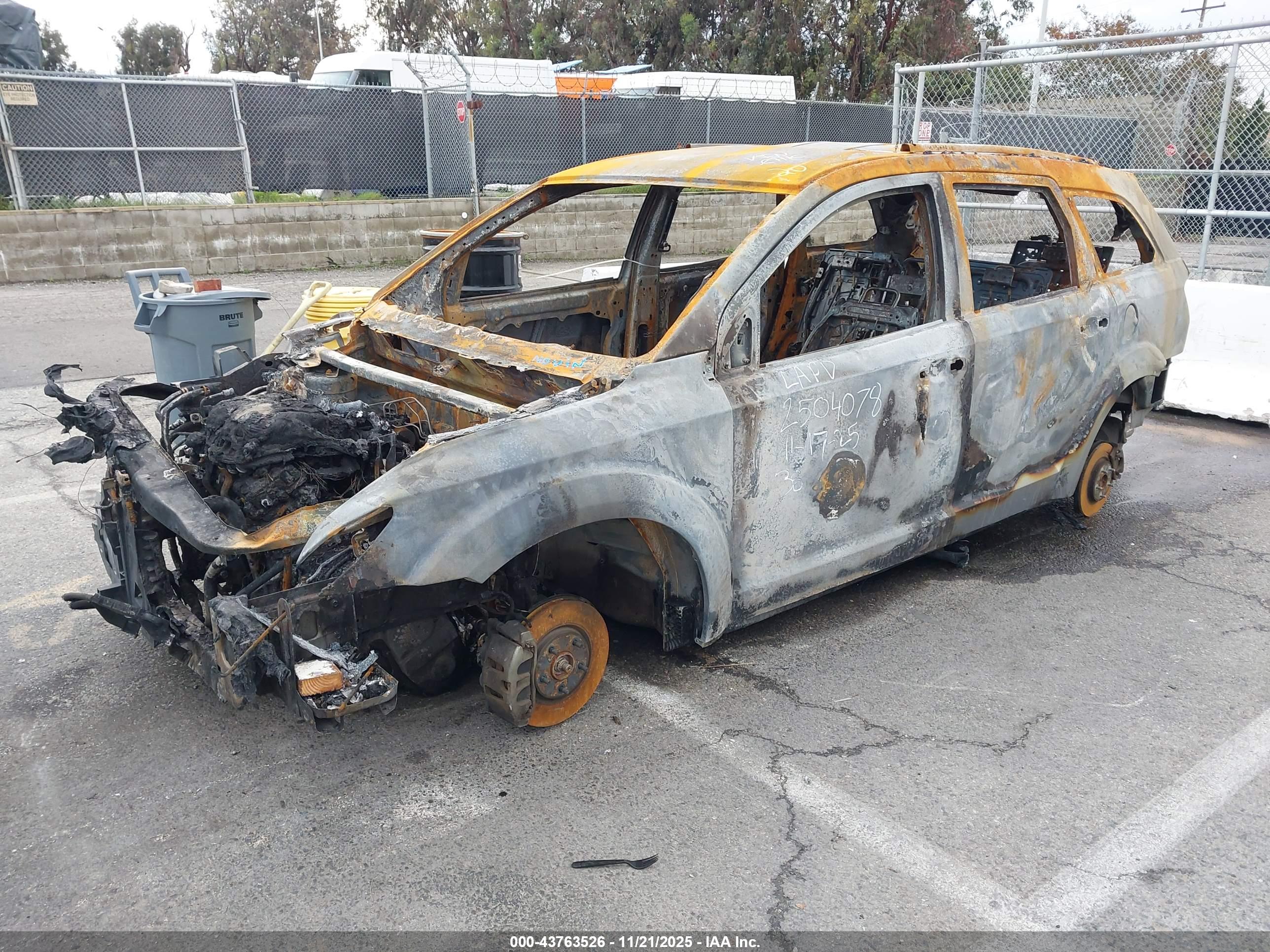 DODGE JOURNEY image 2