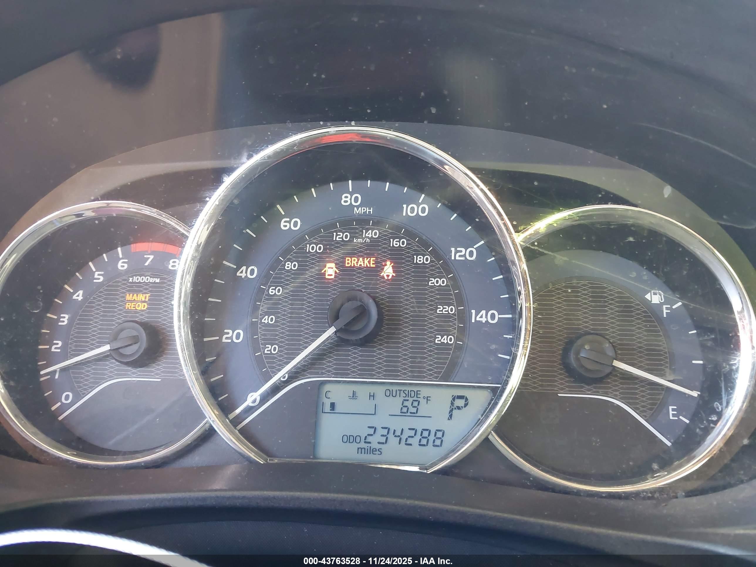 TOYOTA COROLLA image 7