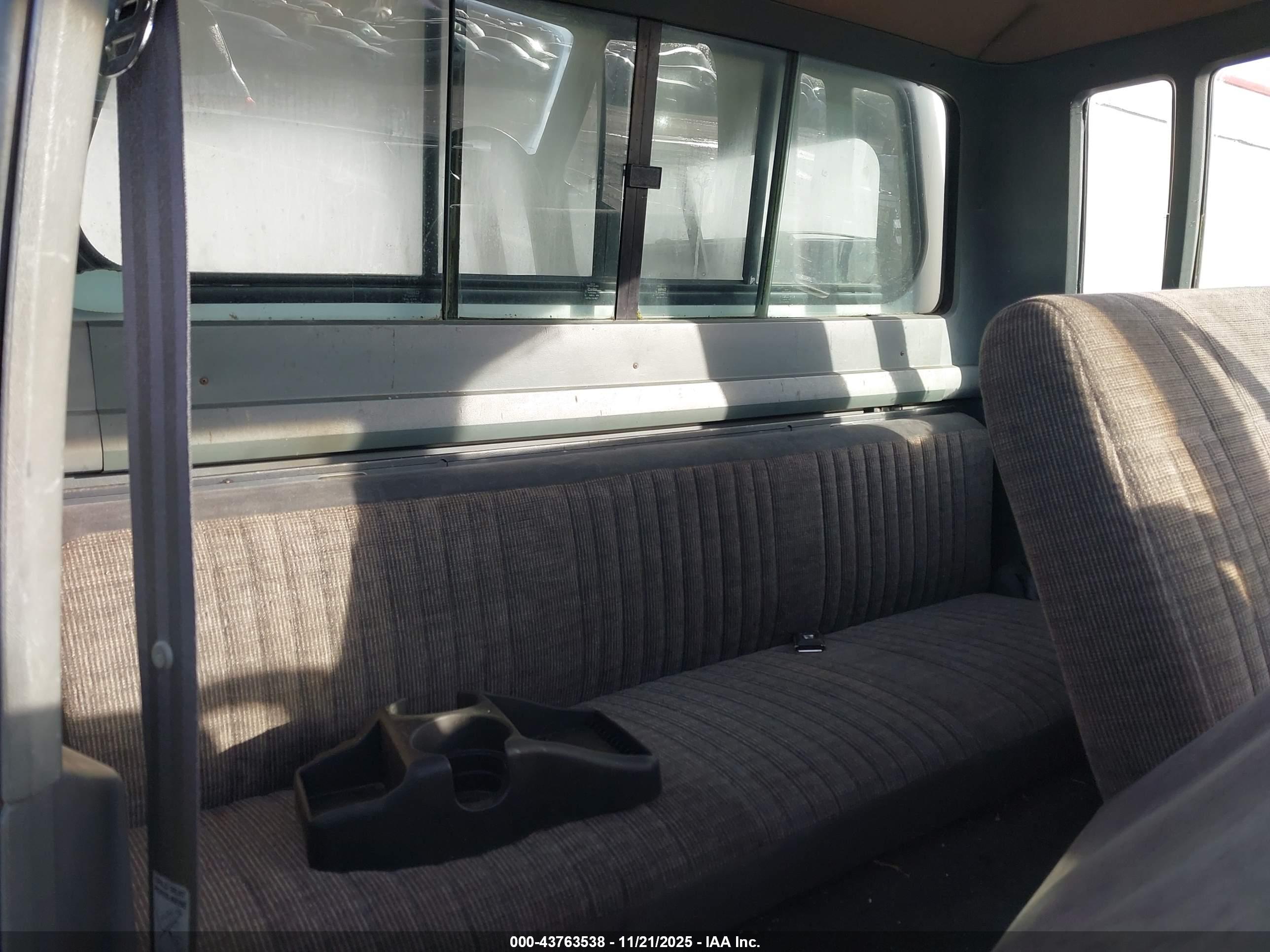 FORD F250 image 8