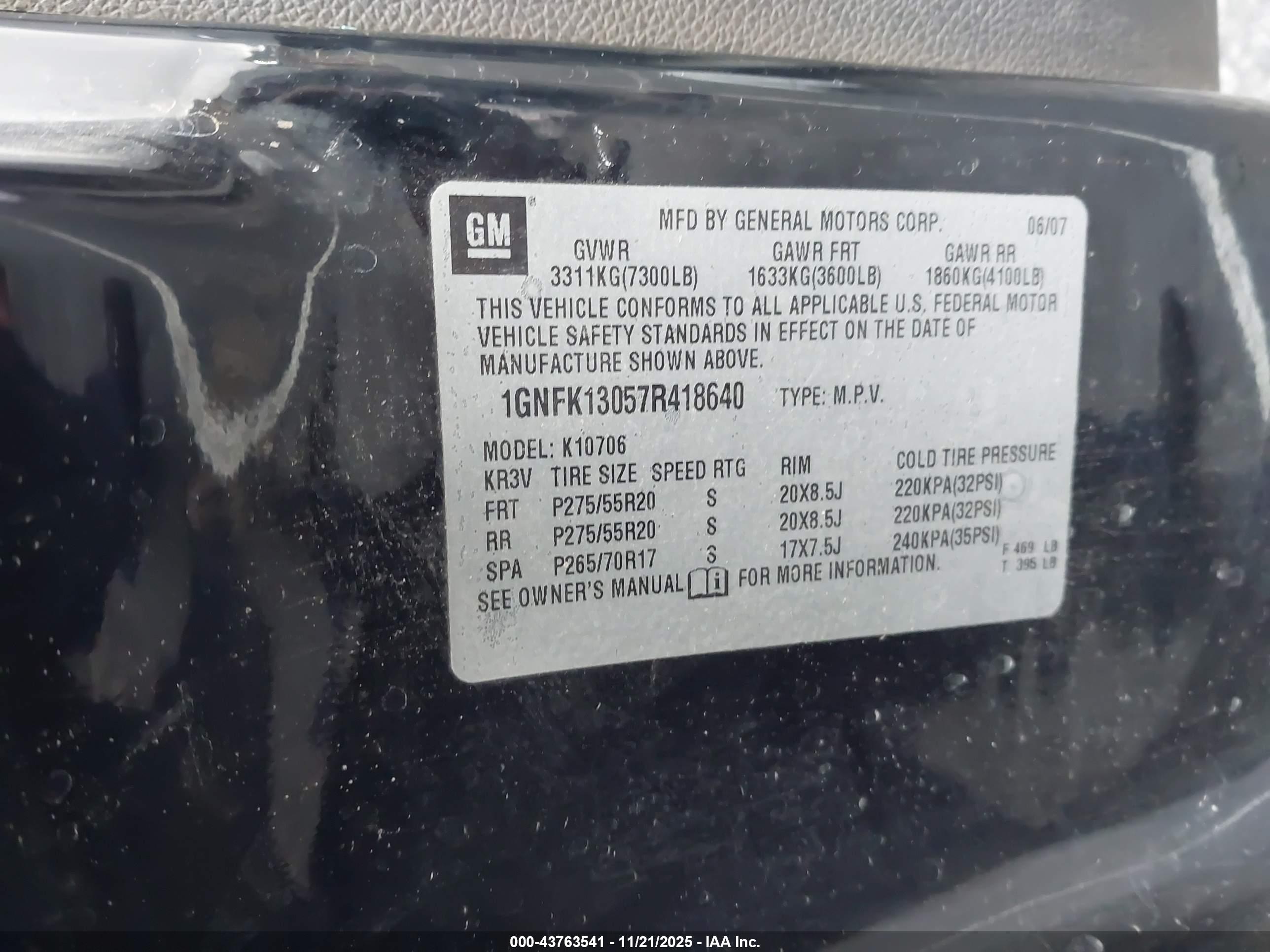 CHEVROLET TAHOE image 9