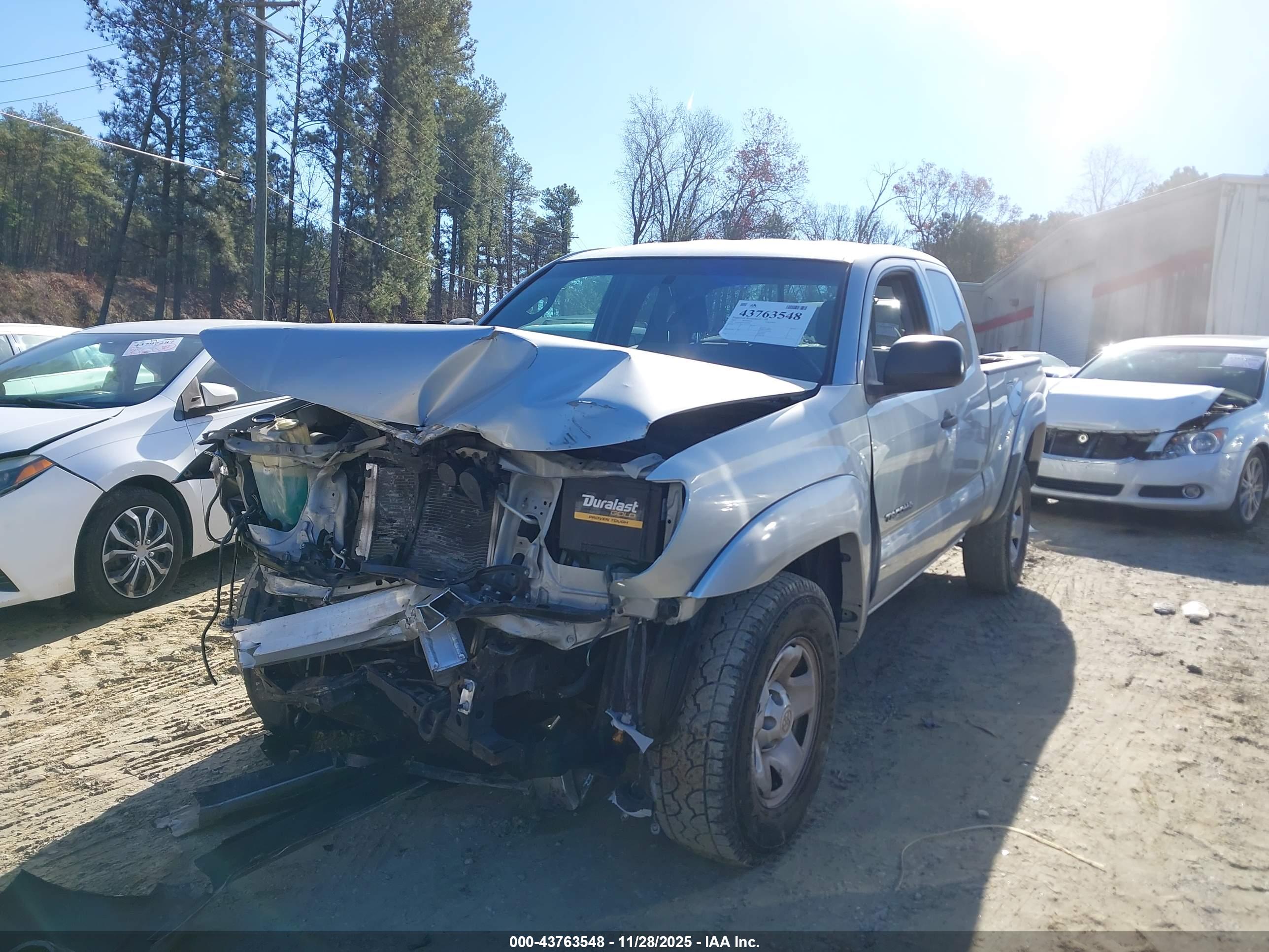 TOYOTA TACOMA image 2