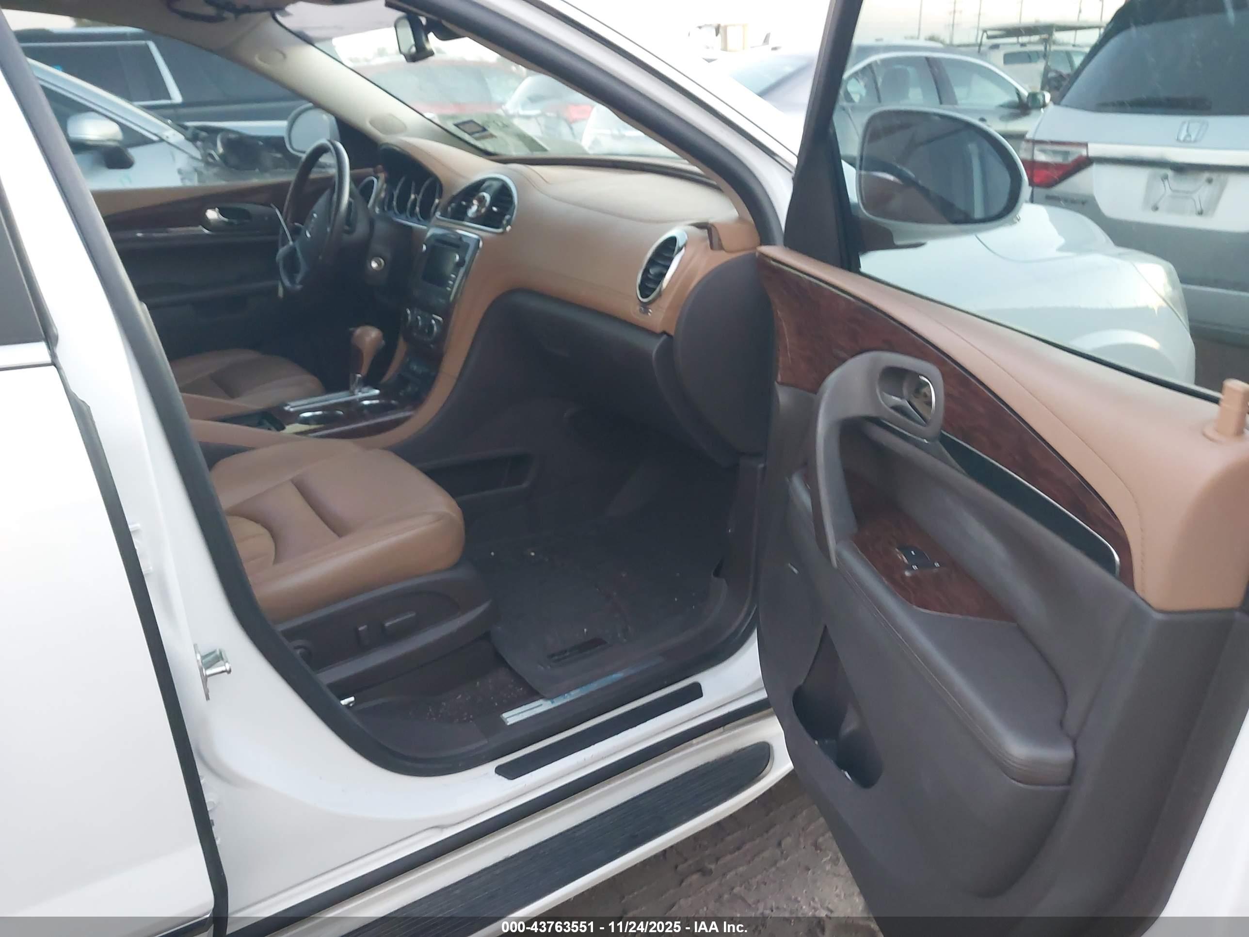 BUICK ENCLAVE image 5