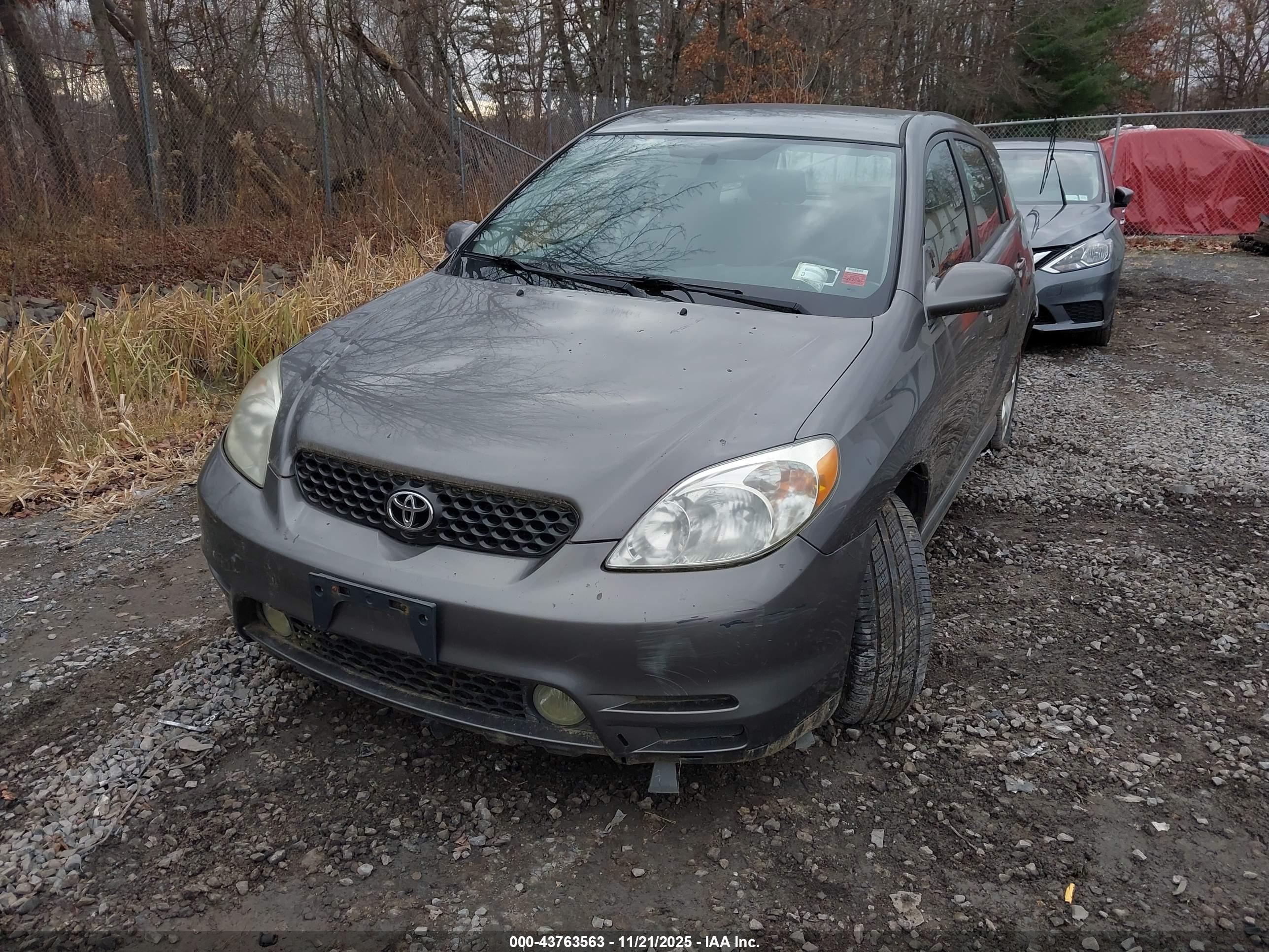TOYOTA MATRIX image 6