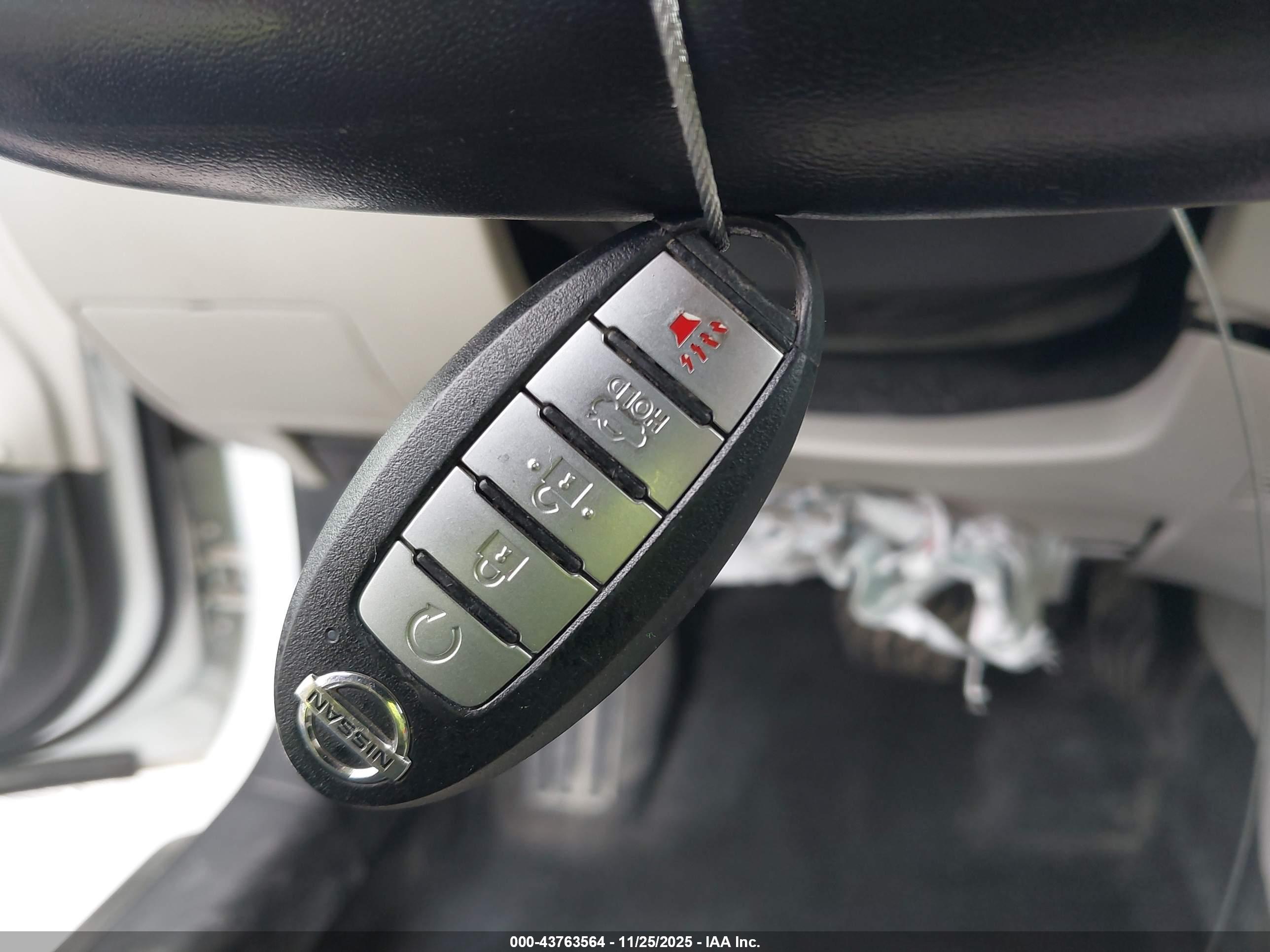 NISSAN ALTIMA image 11