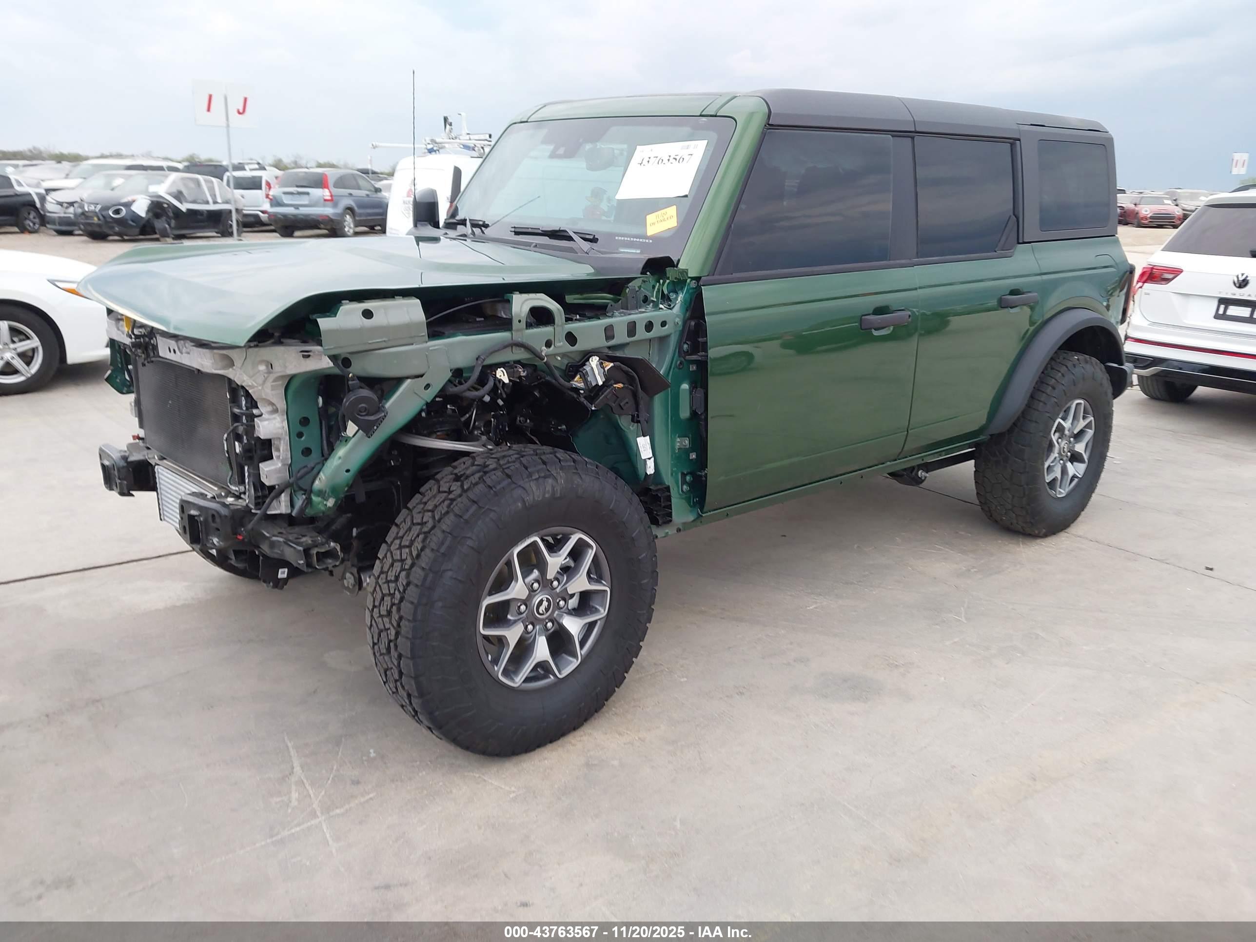 FORD BRONCO image 2