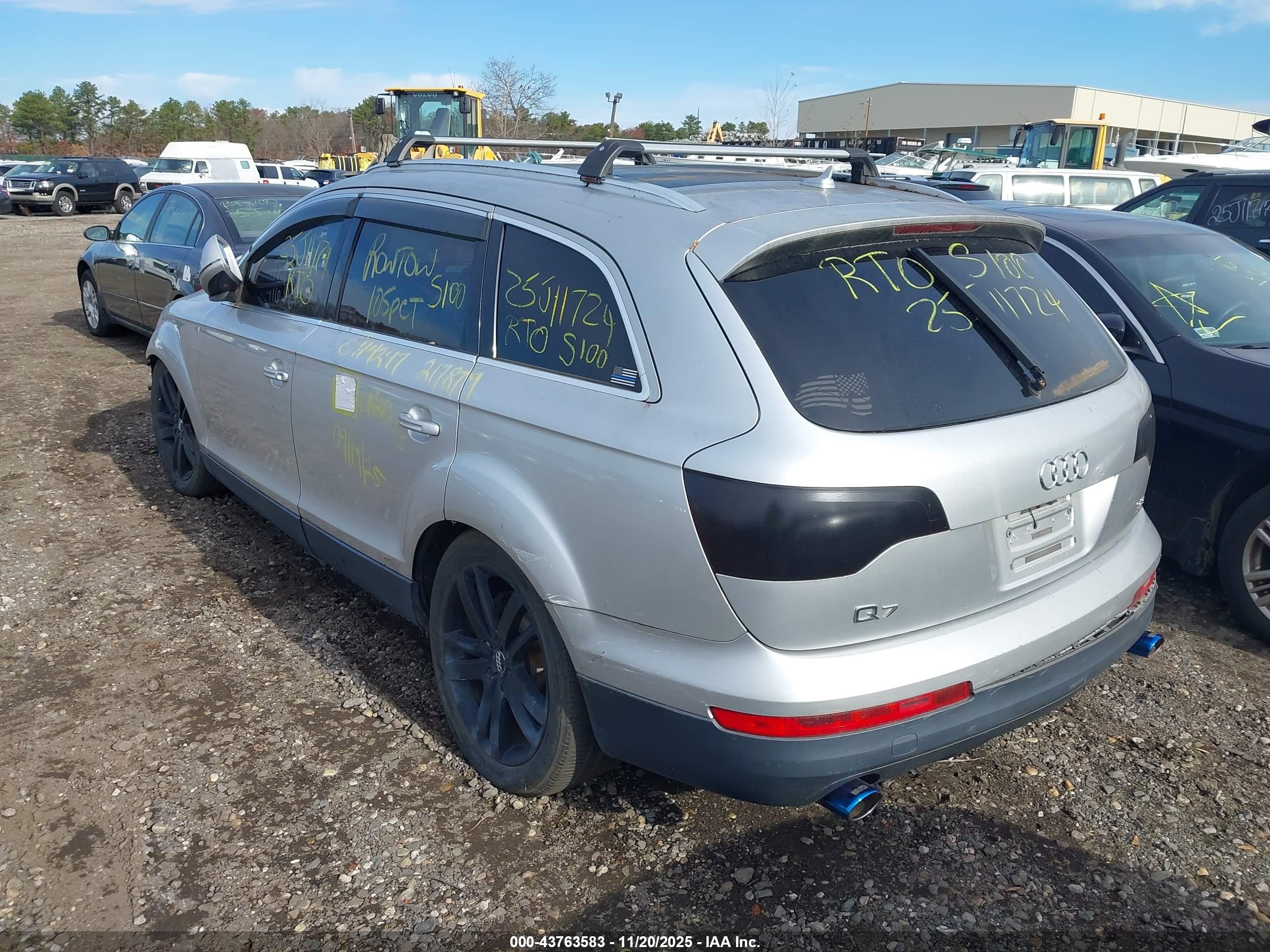 AUDI Q7 image 3