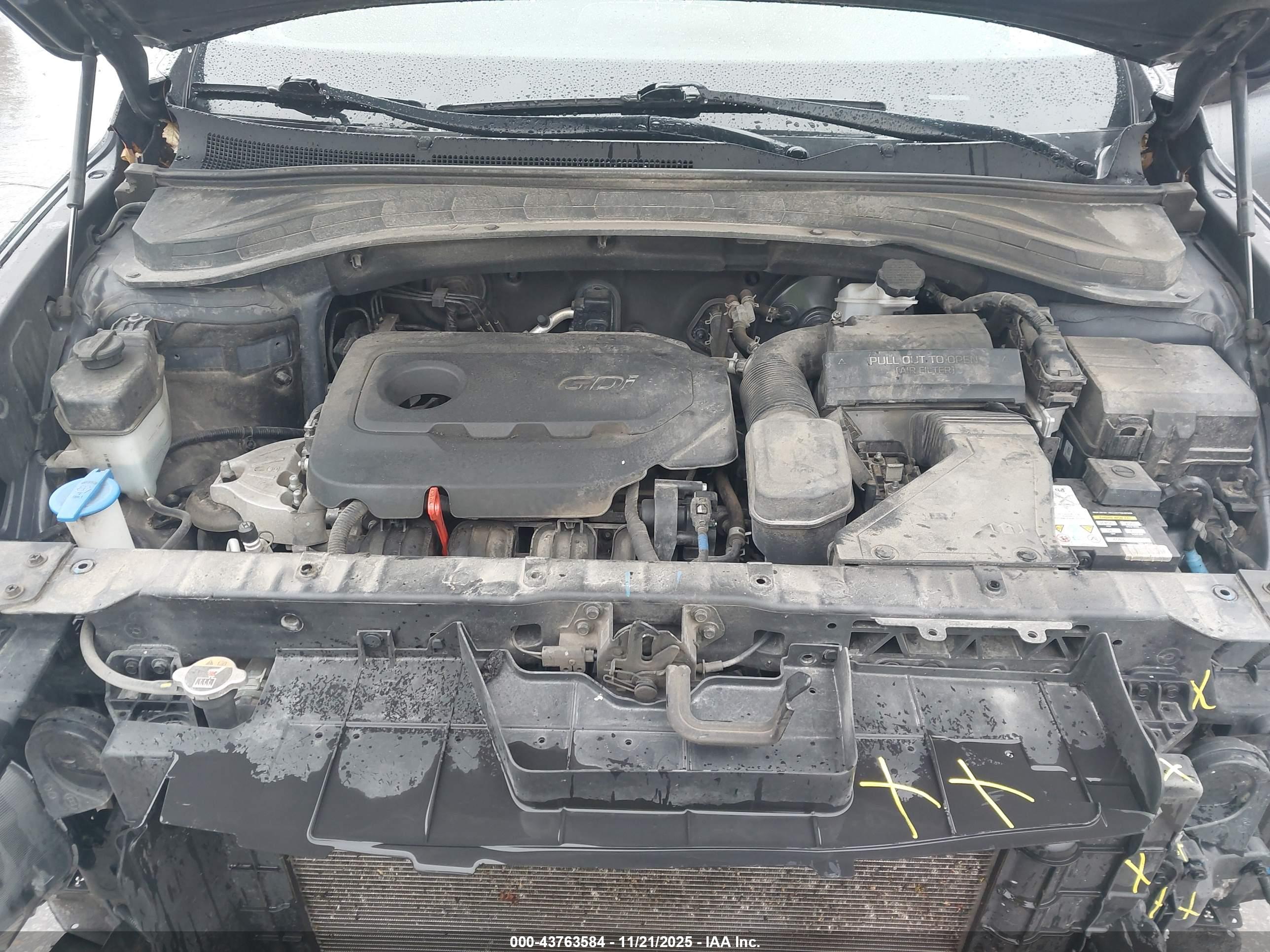 HYUNDAI SANTA image 10