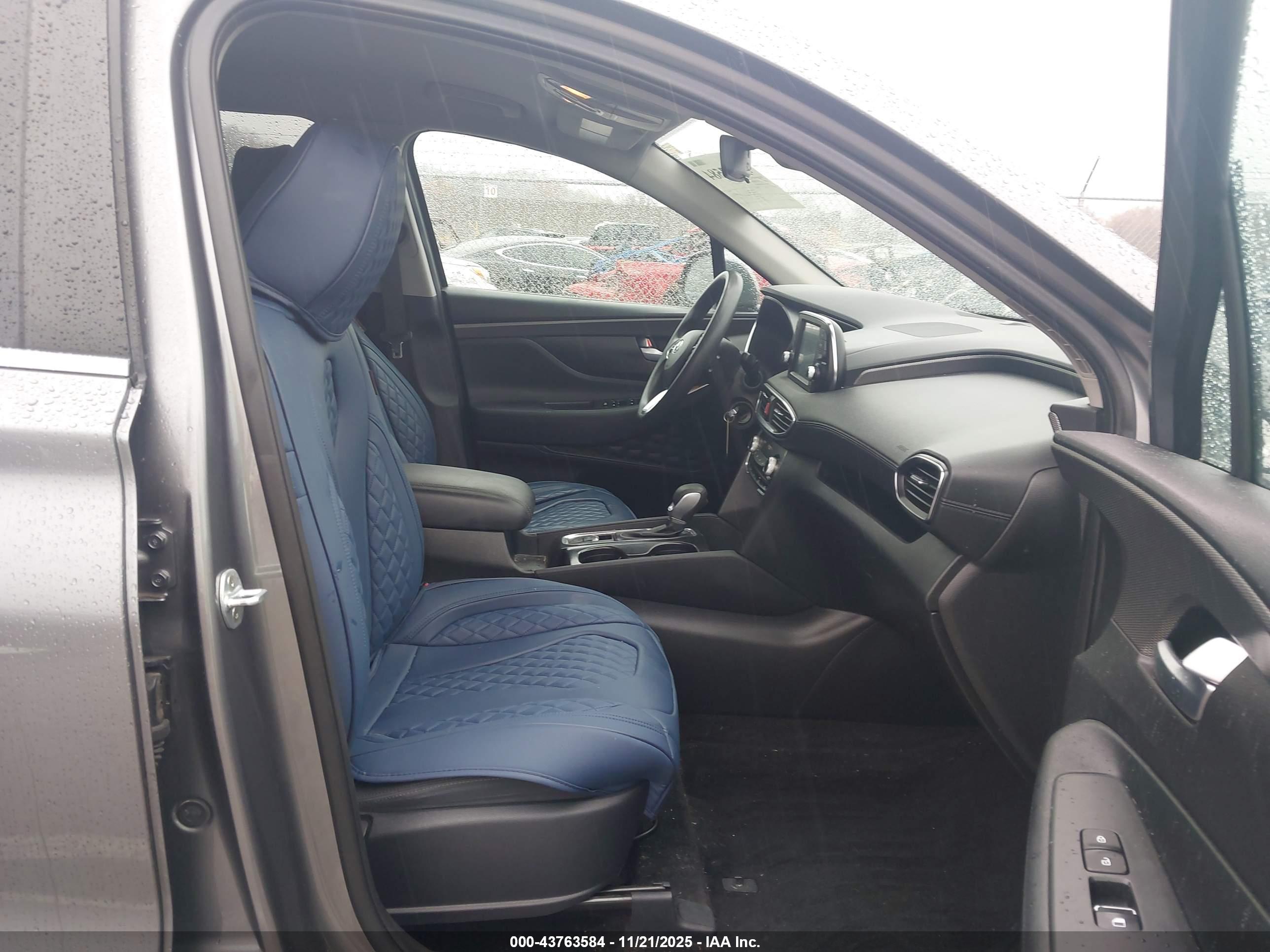 HYUNDAI SANTA image 5