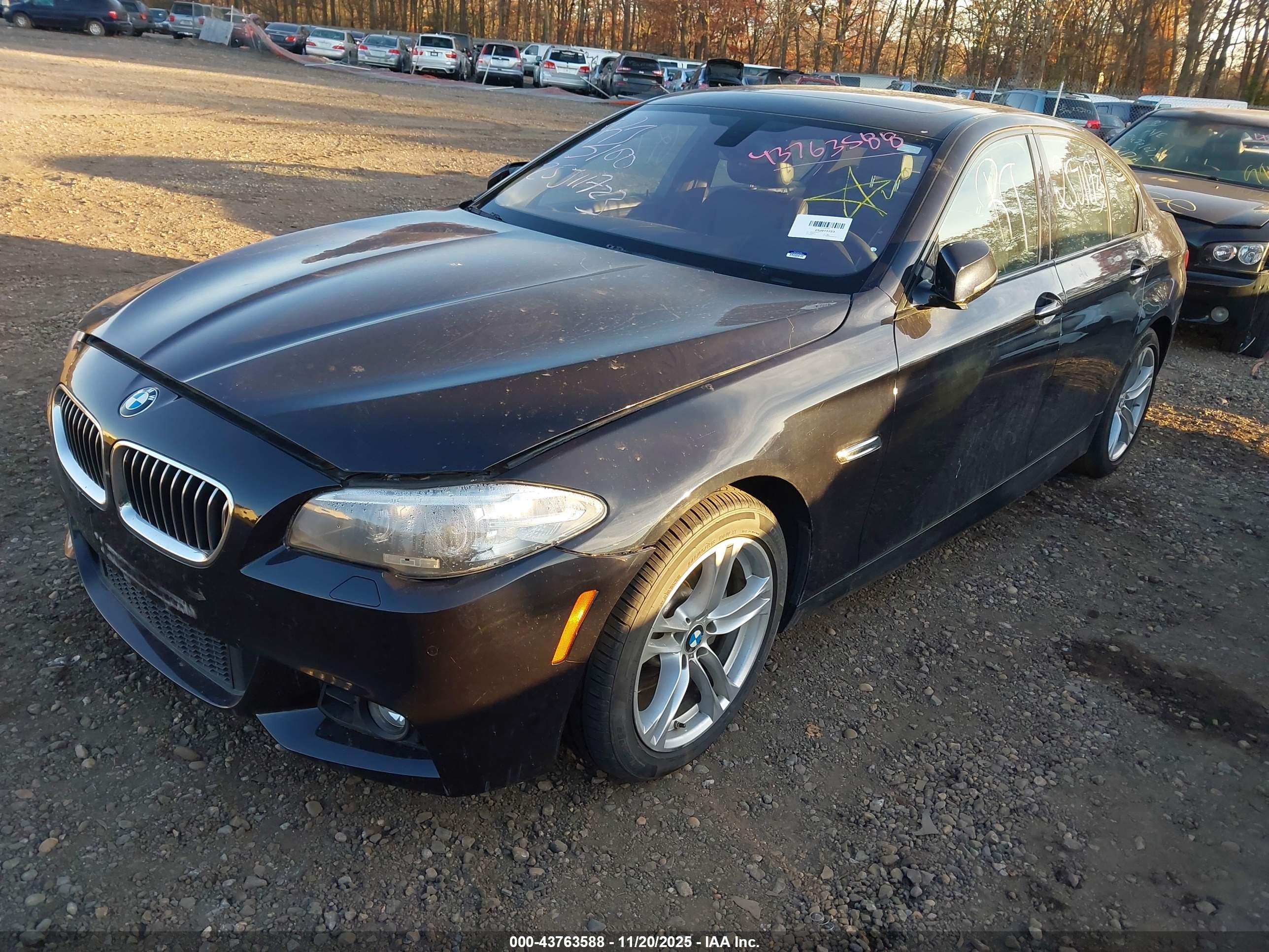 BMW 528I image 2