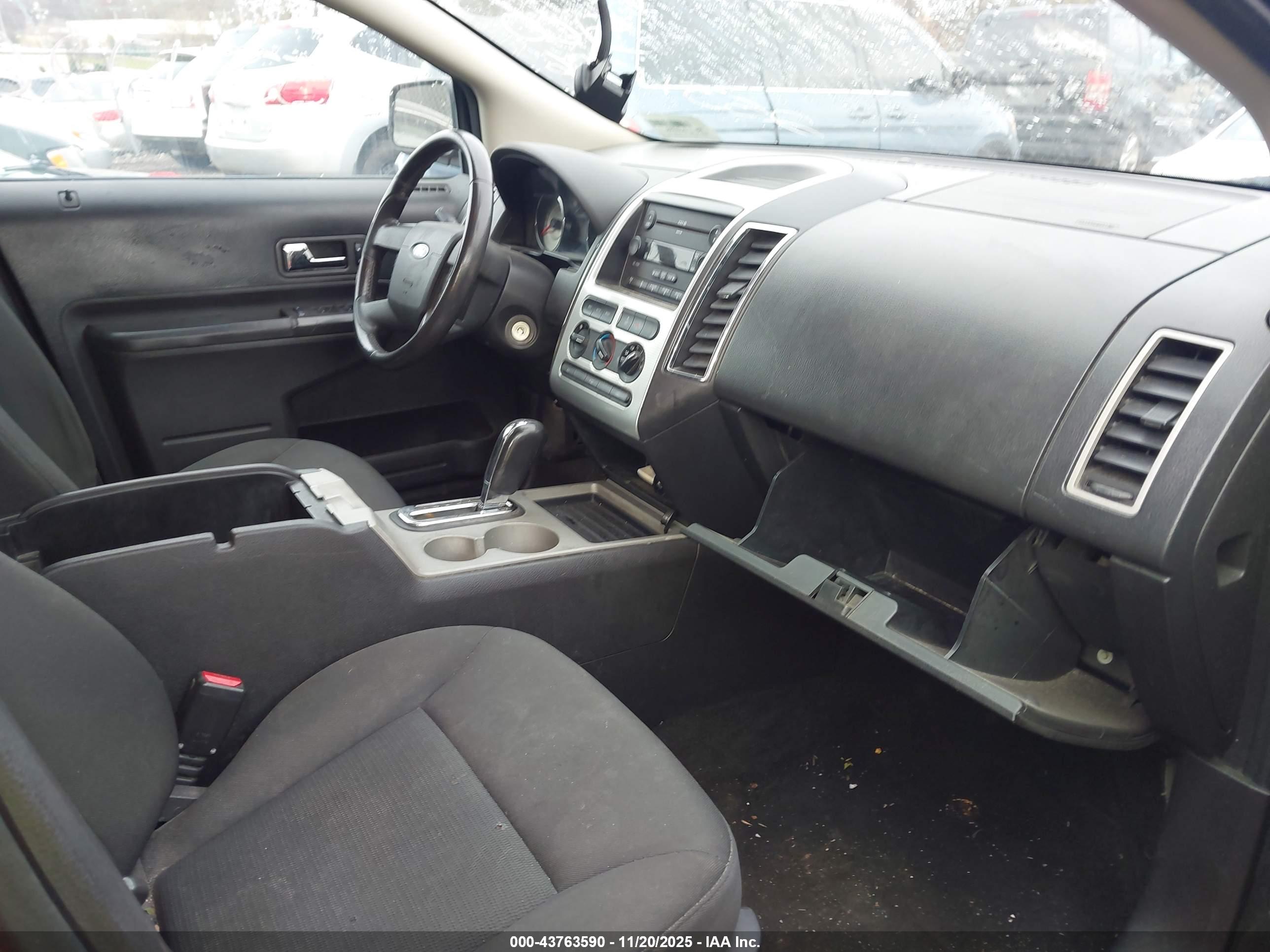 FORD EDGE image 5