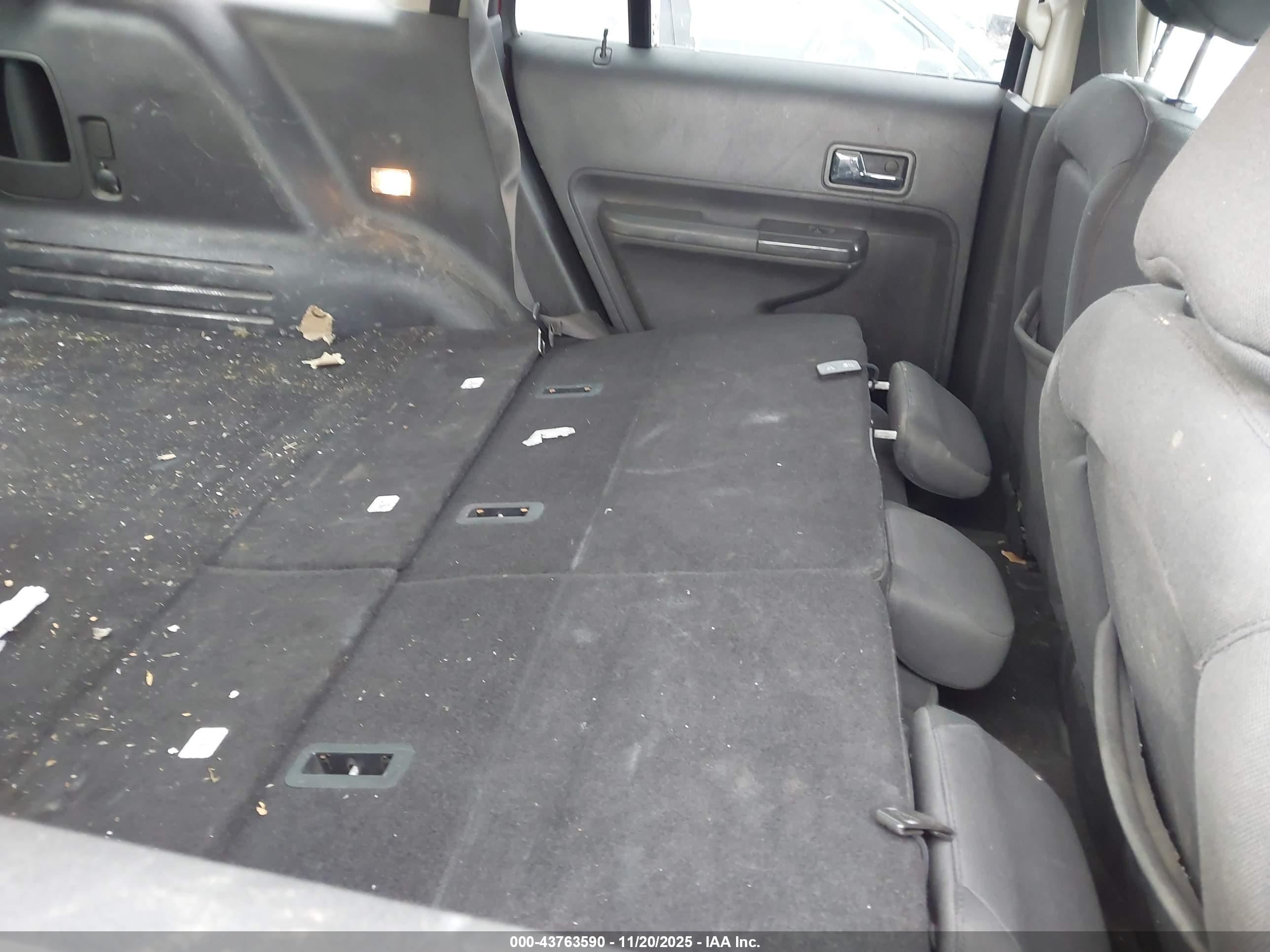 FORD EDGE image 8
