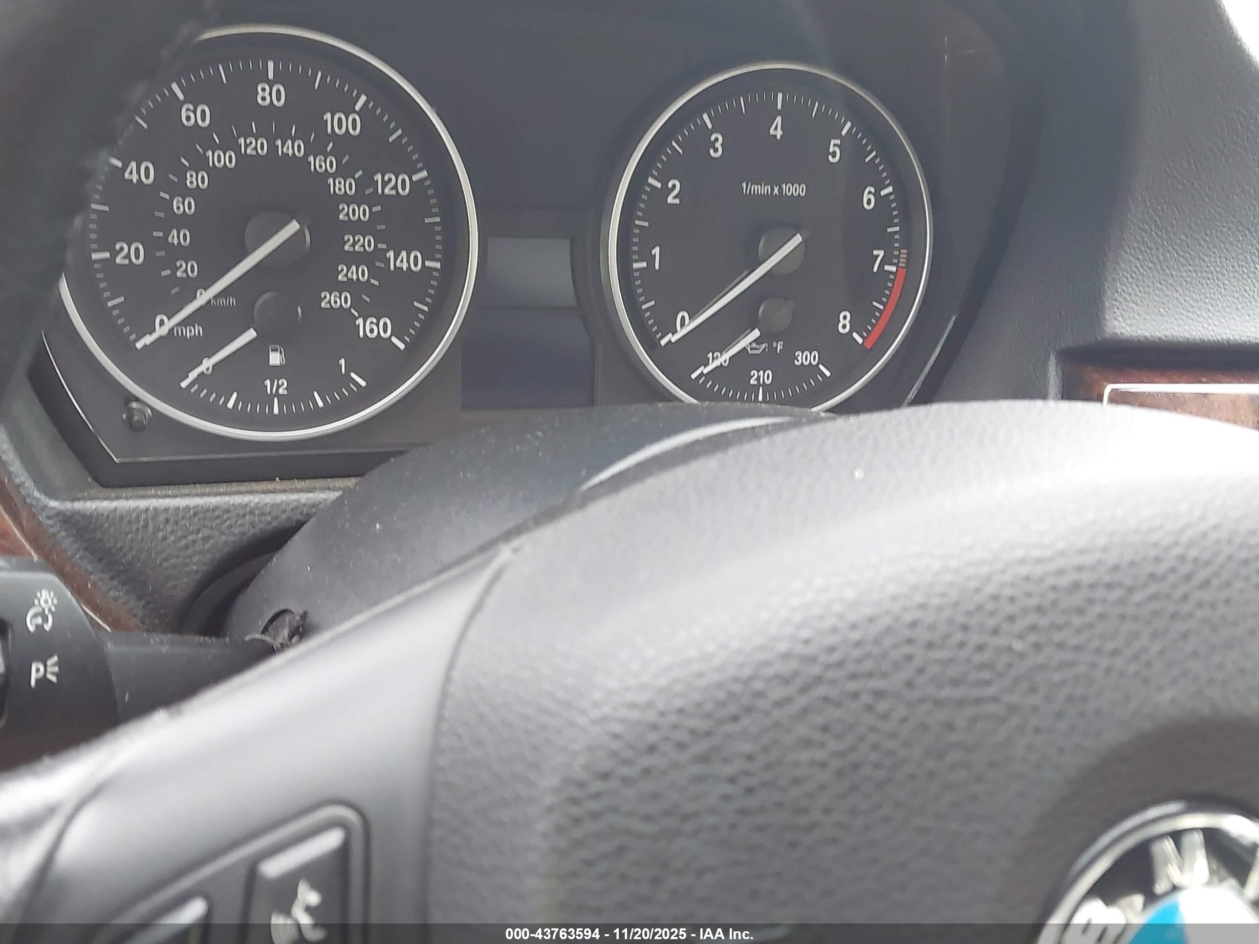 BMW 328XI image 7