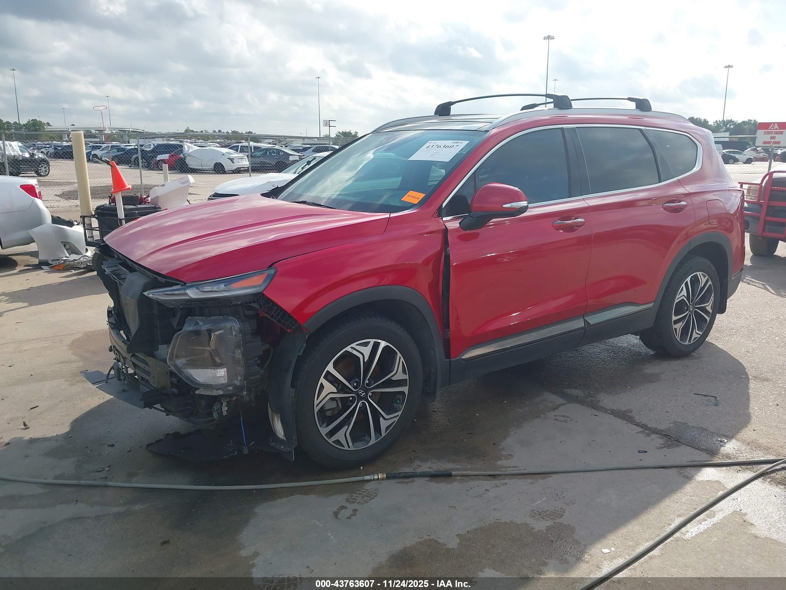 HYUNDAI SANTA image 2