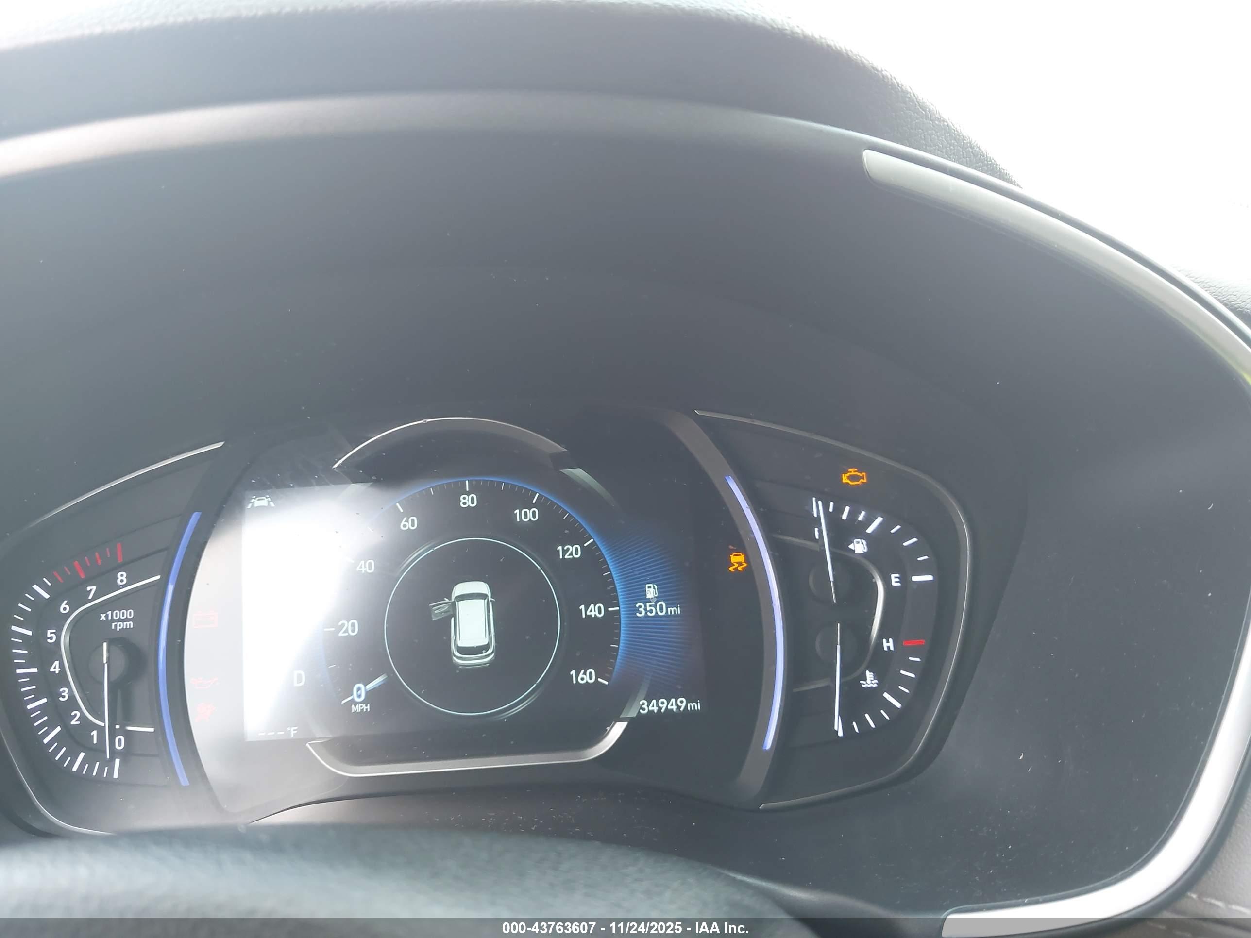 HYUNDAI SANTA image 7