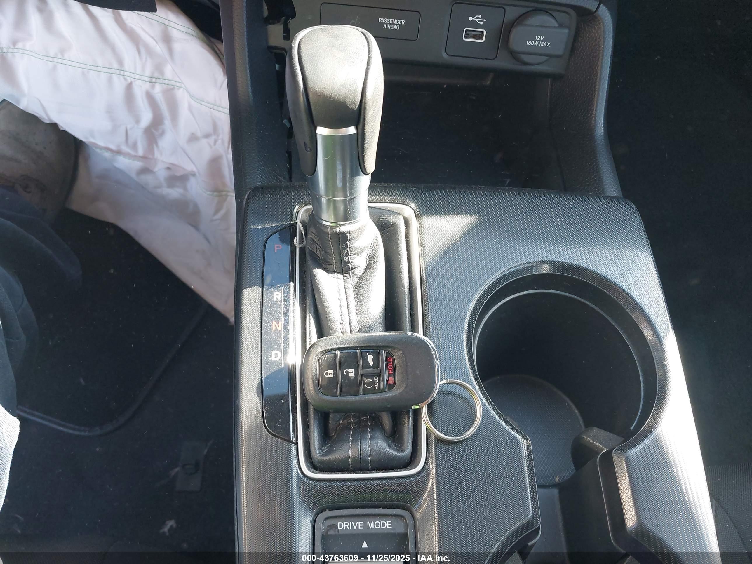 HONDA CIVIC image 11