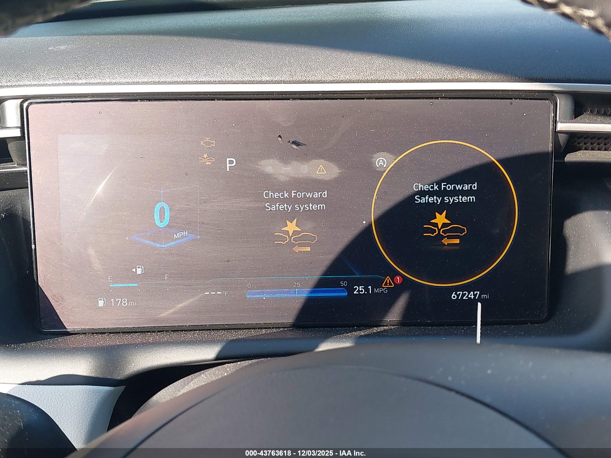 HYUNDAI TUCSON image 7