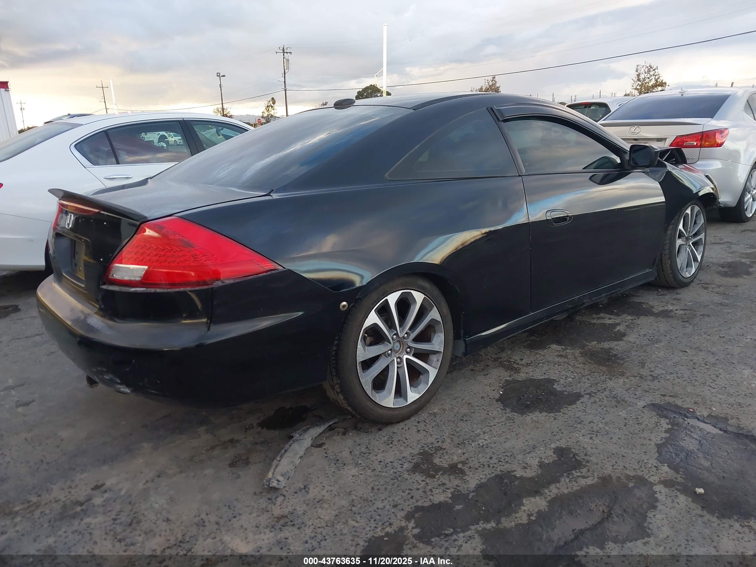 HONDA ACCORD image 4