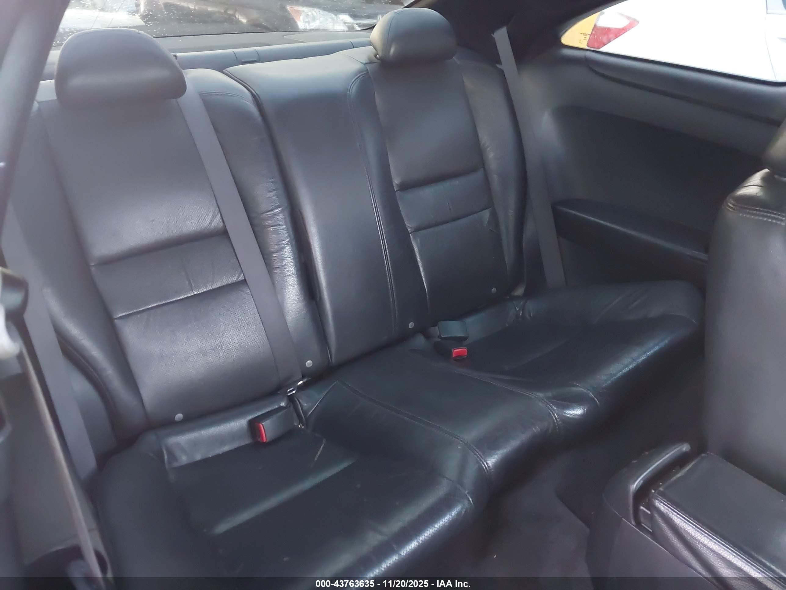 HONDA ACCORD image 8
