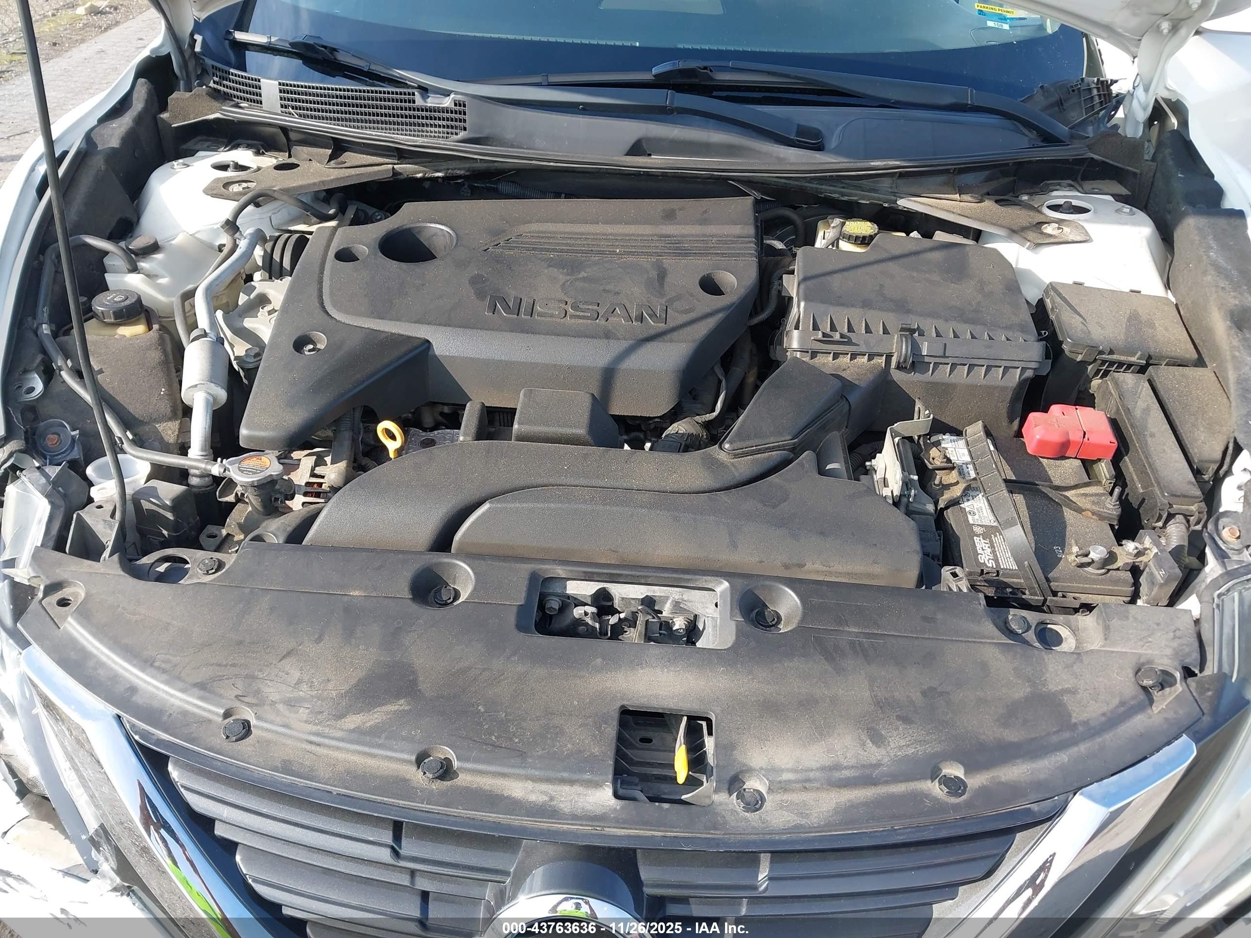 NISSAN ALTIMA image 10