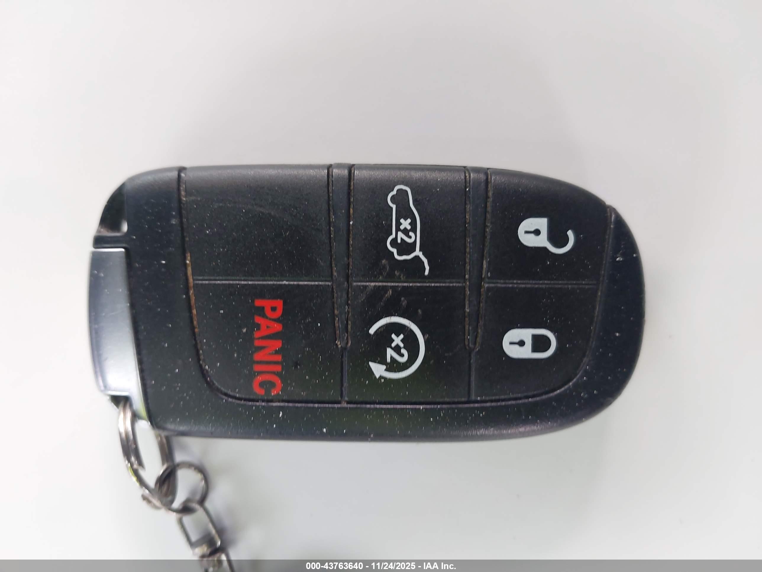 JEEP GRAND image 11