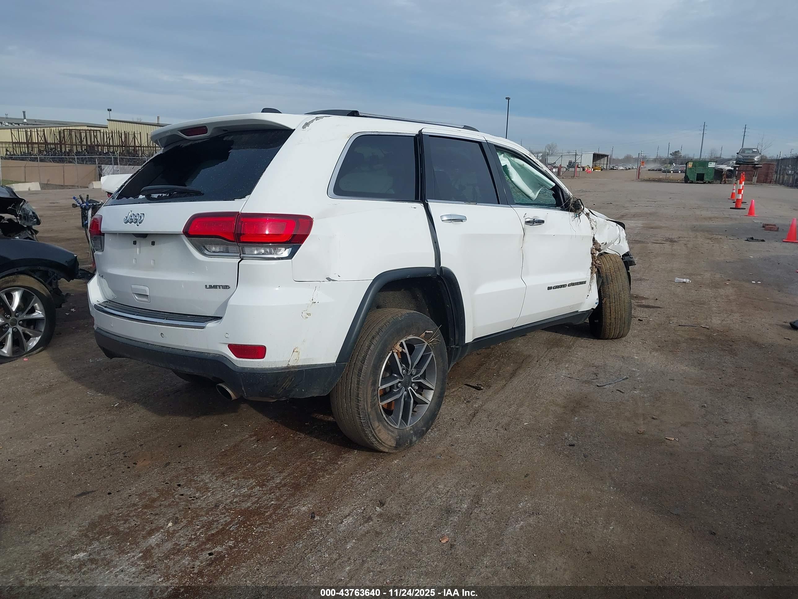 JEEP GRAND image 4