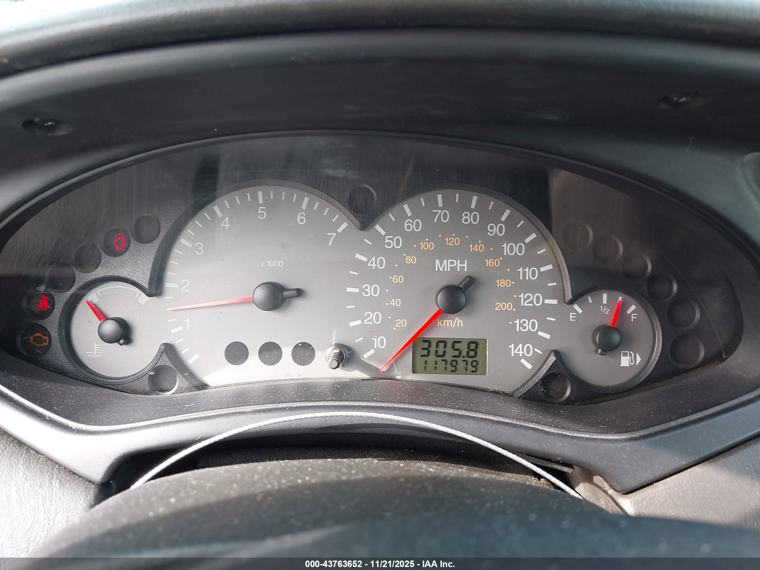 FORD FOCUS image 7