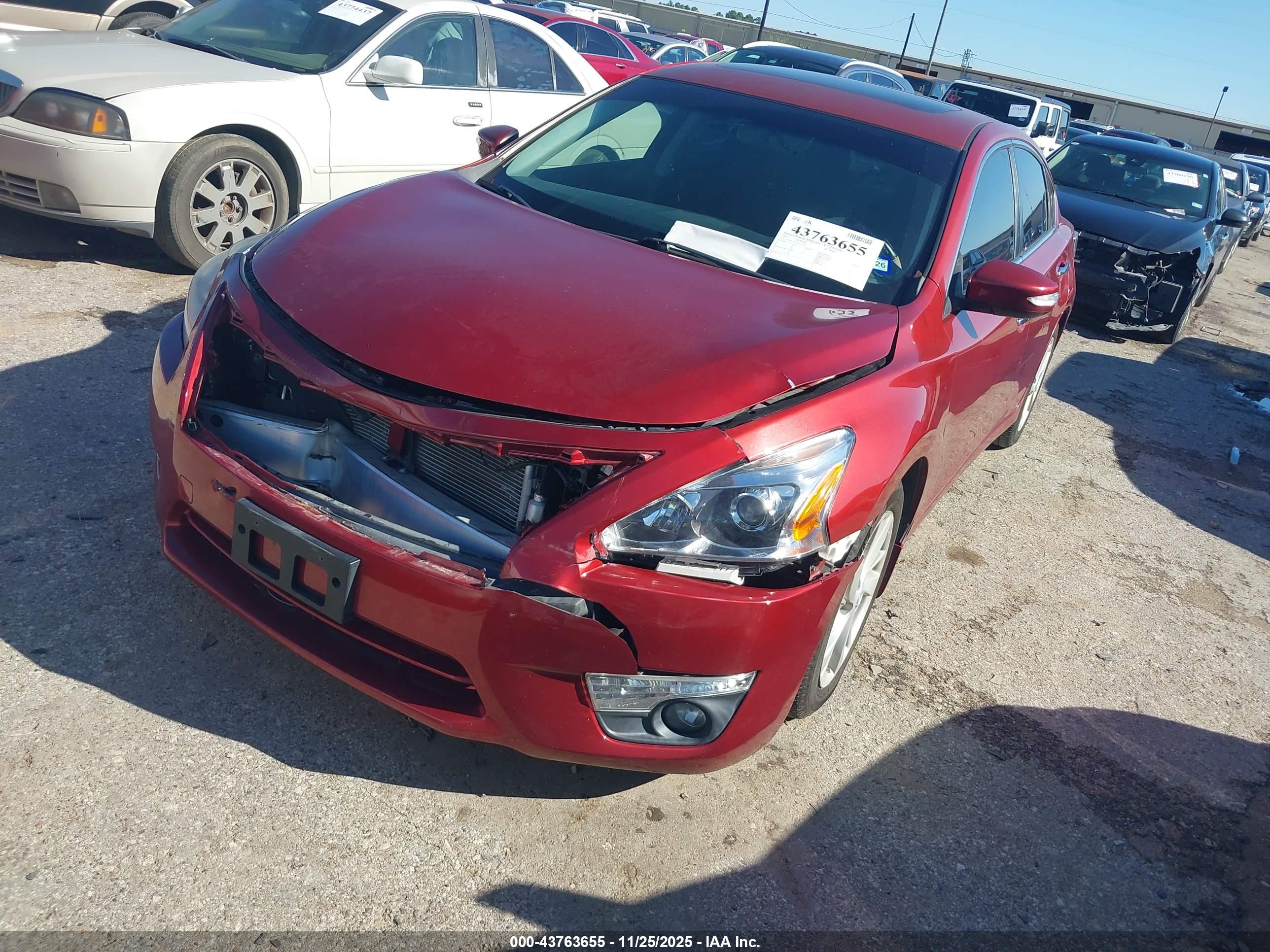 NISSAN ALTIMA image 2