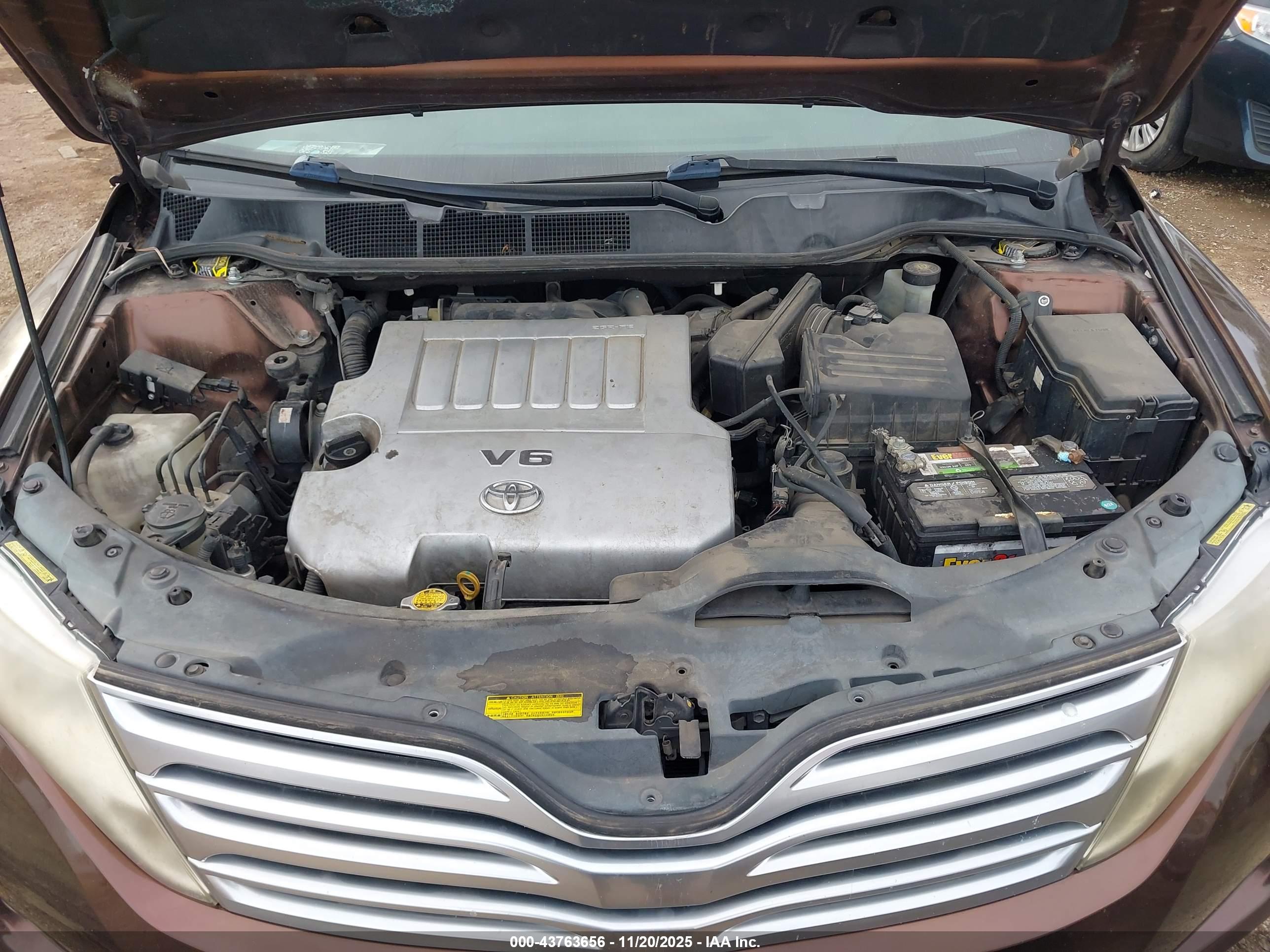 TOYOTA VENZA image 10