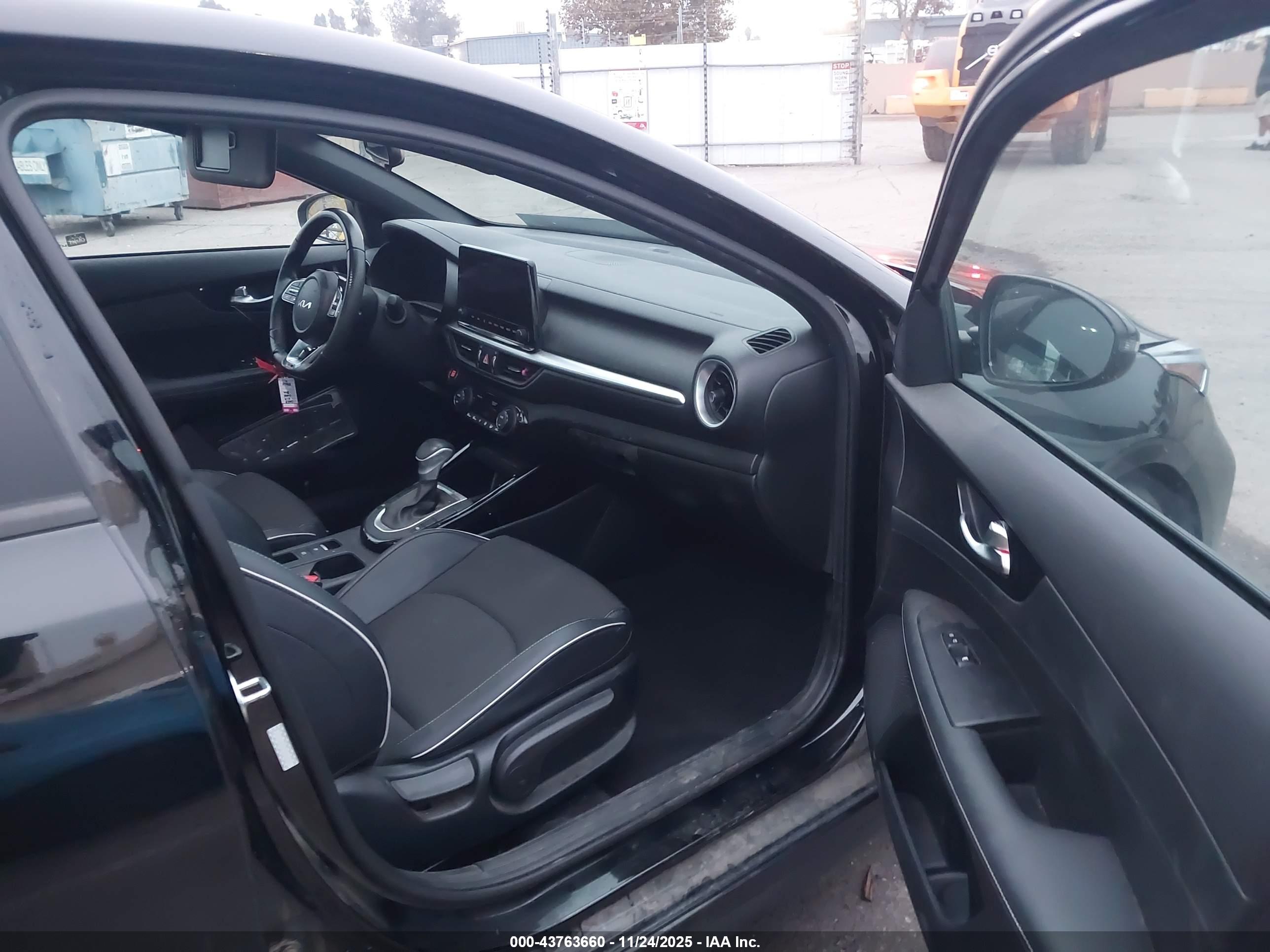 KIA FORTE image 5