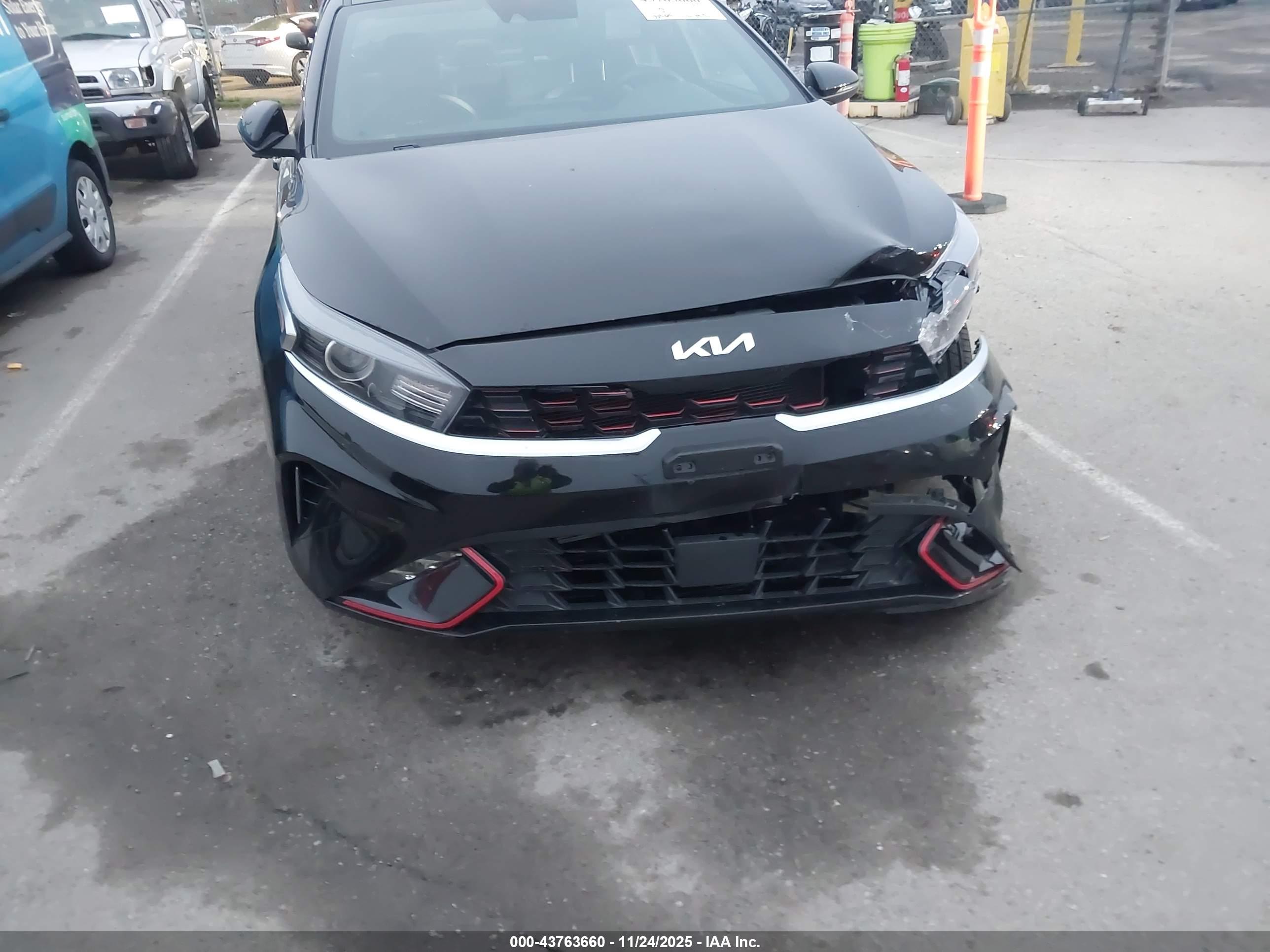 KIA FORTE image 6