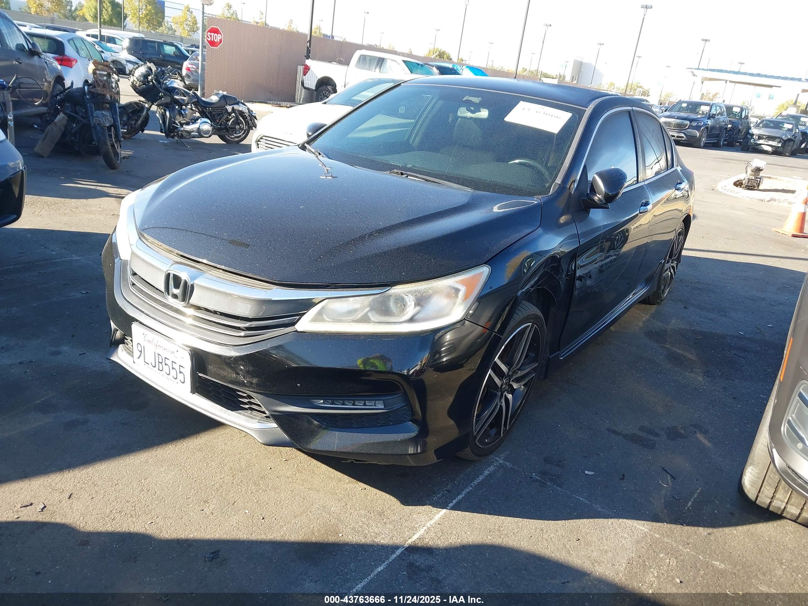 HONDA ACCORD image 2