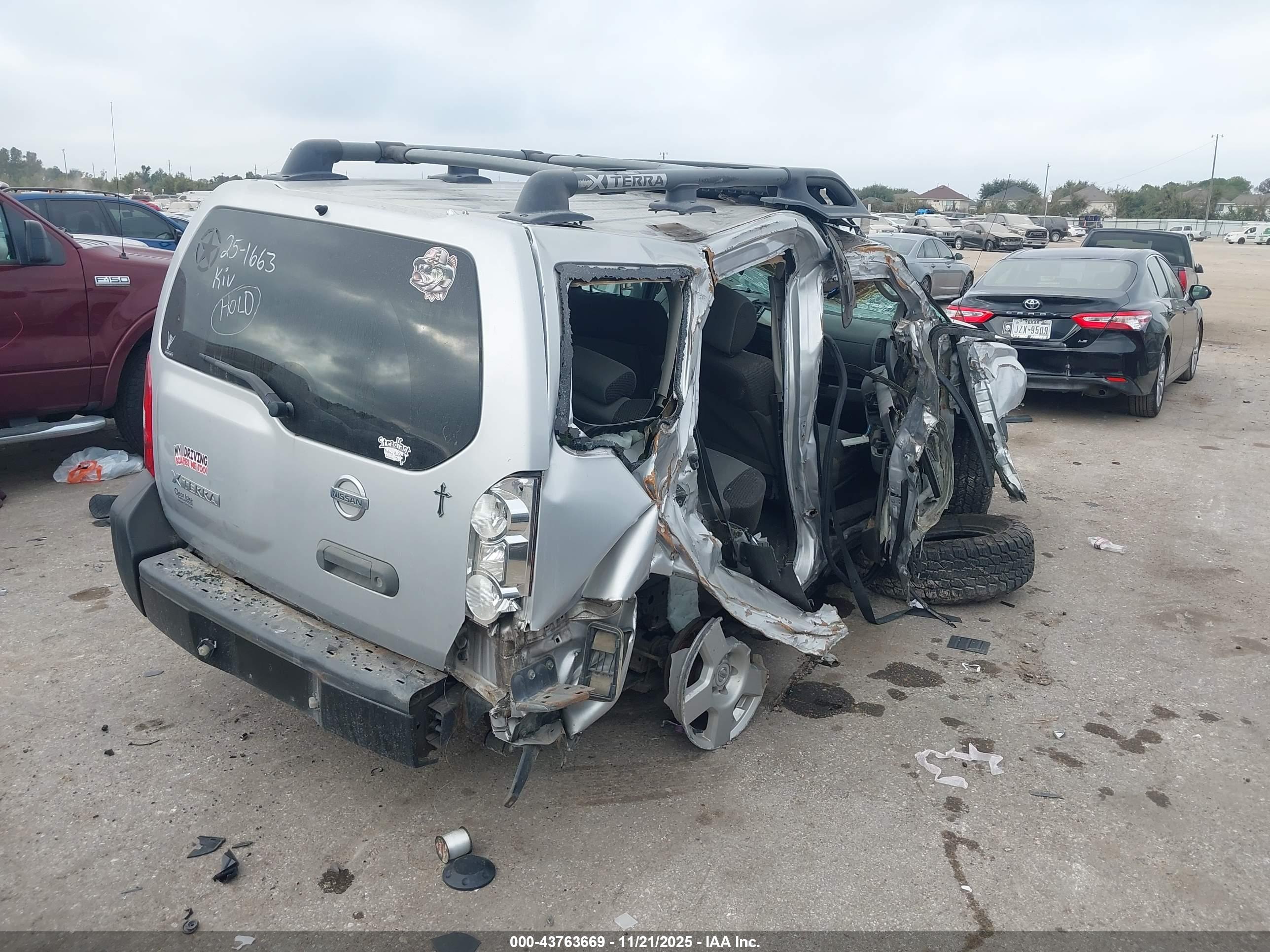 NISSAN XTERRA image 4